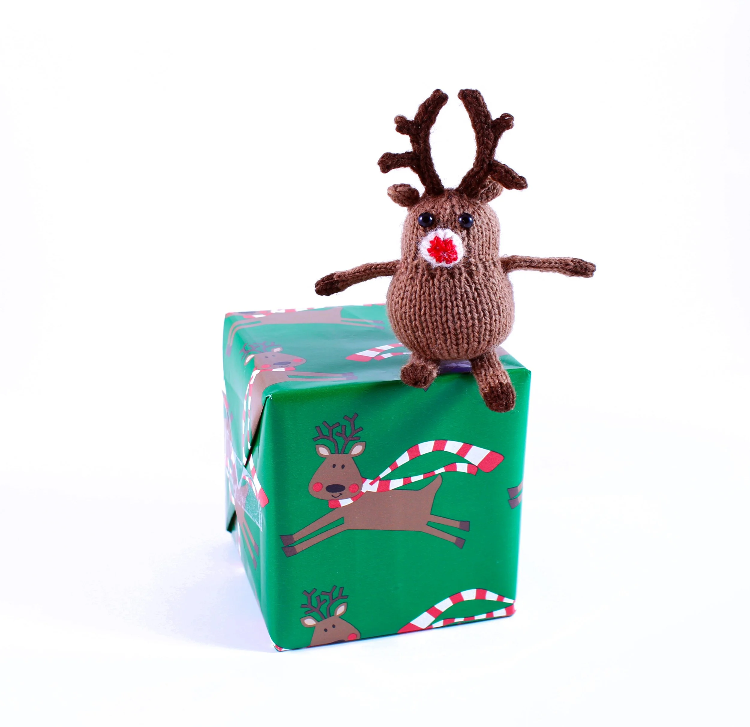 Etsyreindeerongiftbox.jpg