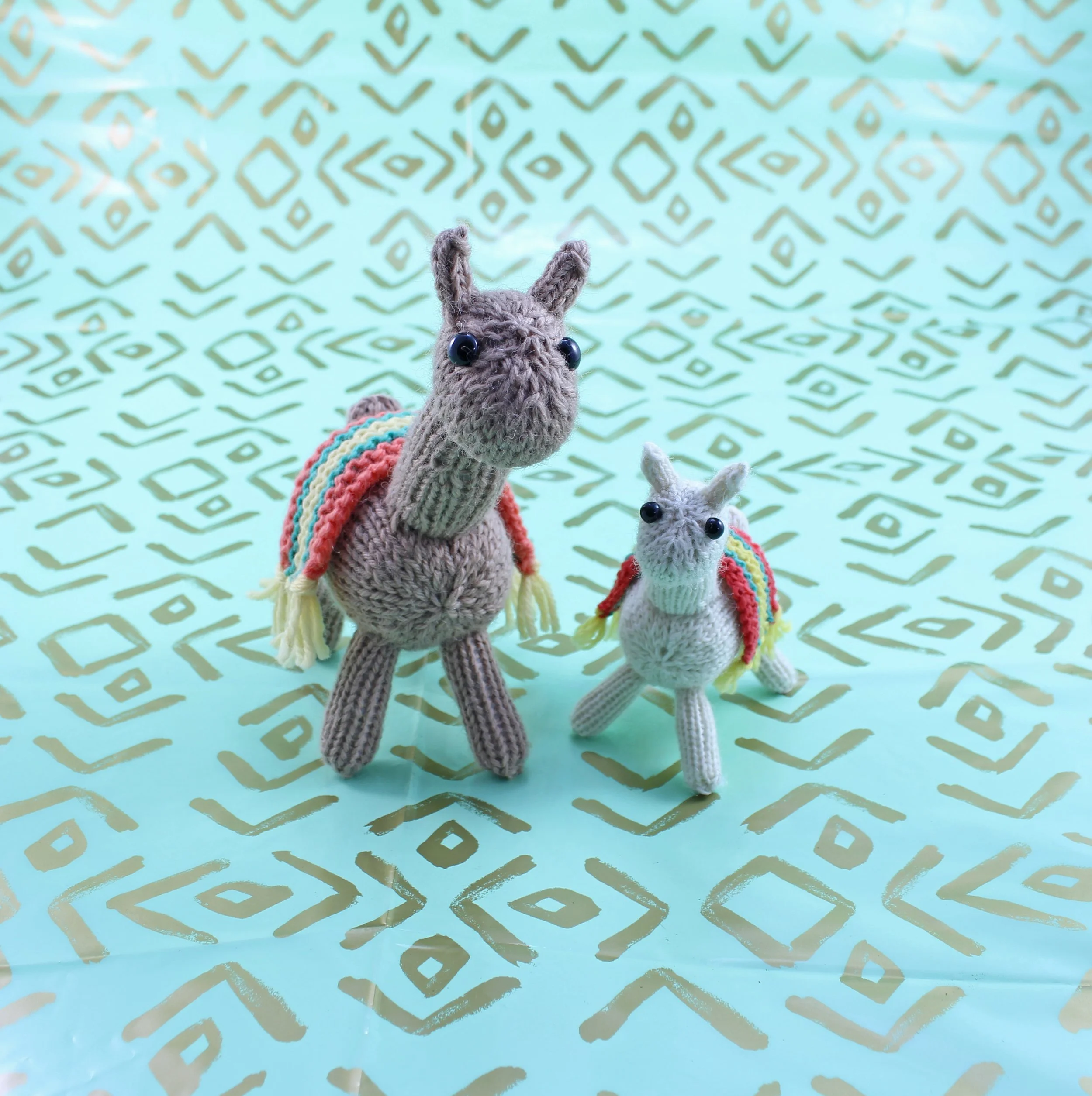 2llamas.jpg