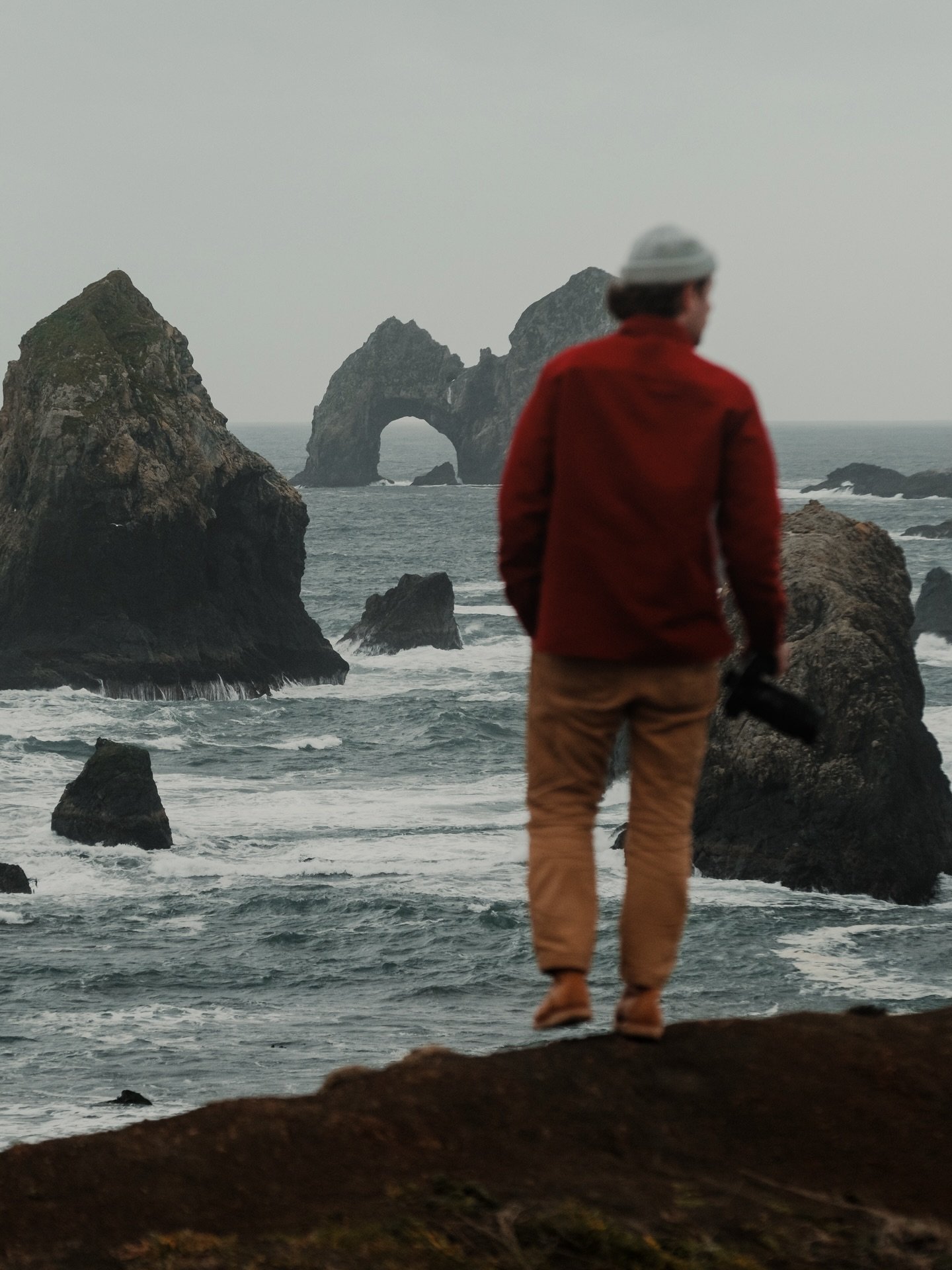 The endless roar of the crashing surf, wind ripping through everything, and the absolute freshest air. It&rsquo;s not so bad when winter sun gets erased by an enthralling alternative. Life on the Oregon Coast ain&rsquo;t so bad, rain or shine.