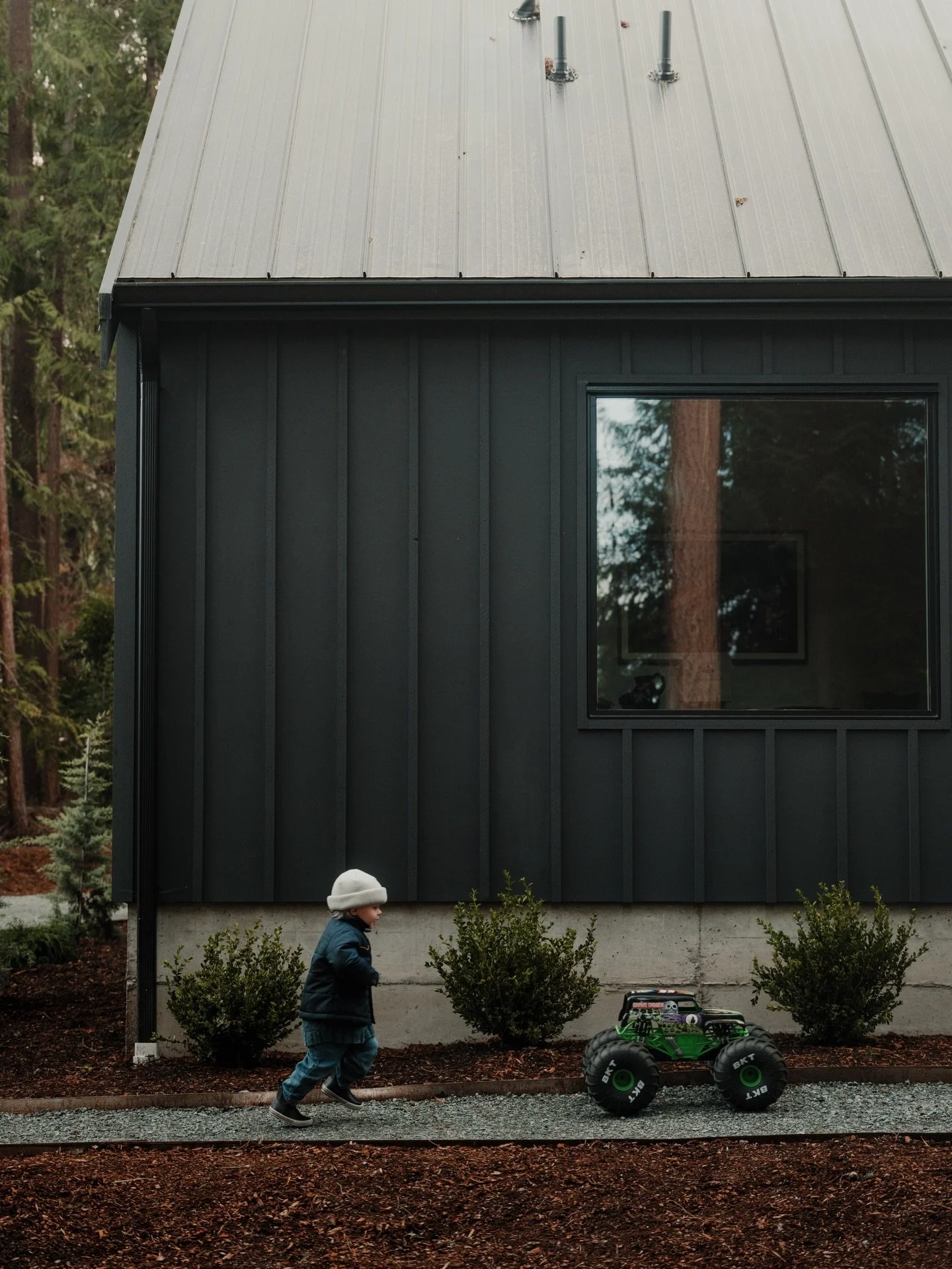 We&rsquo;ve stayed at our fair share of cabins over the years. This one was different. Close to Seattle, just across the Mukilteo Ferry. Creatively inspiring both inside and out. Detail oriented, clean and yet for all of its simplicity and elegance: 