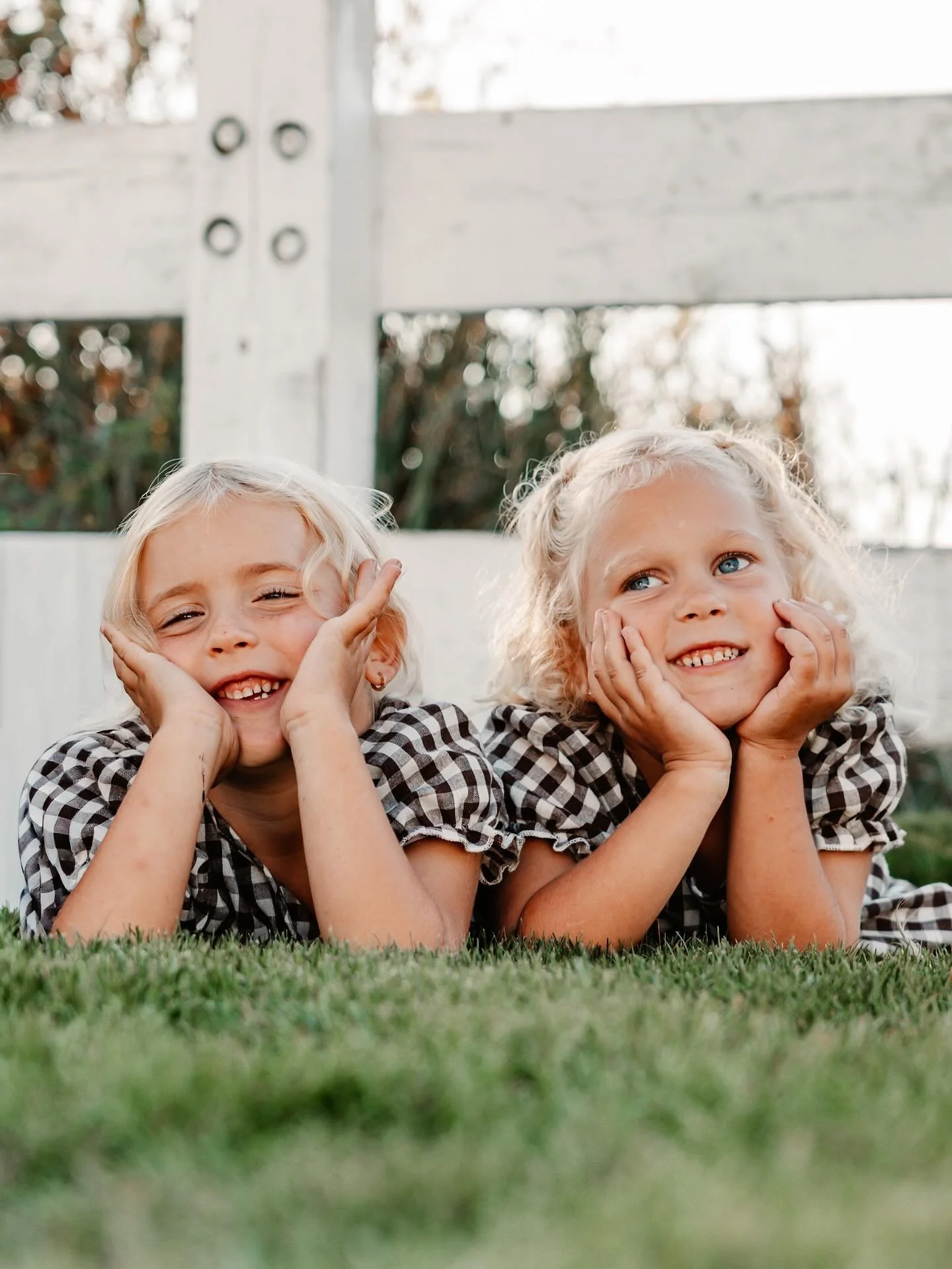 These smiles say it all 💛
#mukilteophotographer #edmondsphotographer