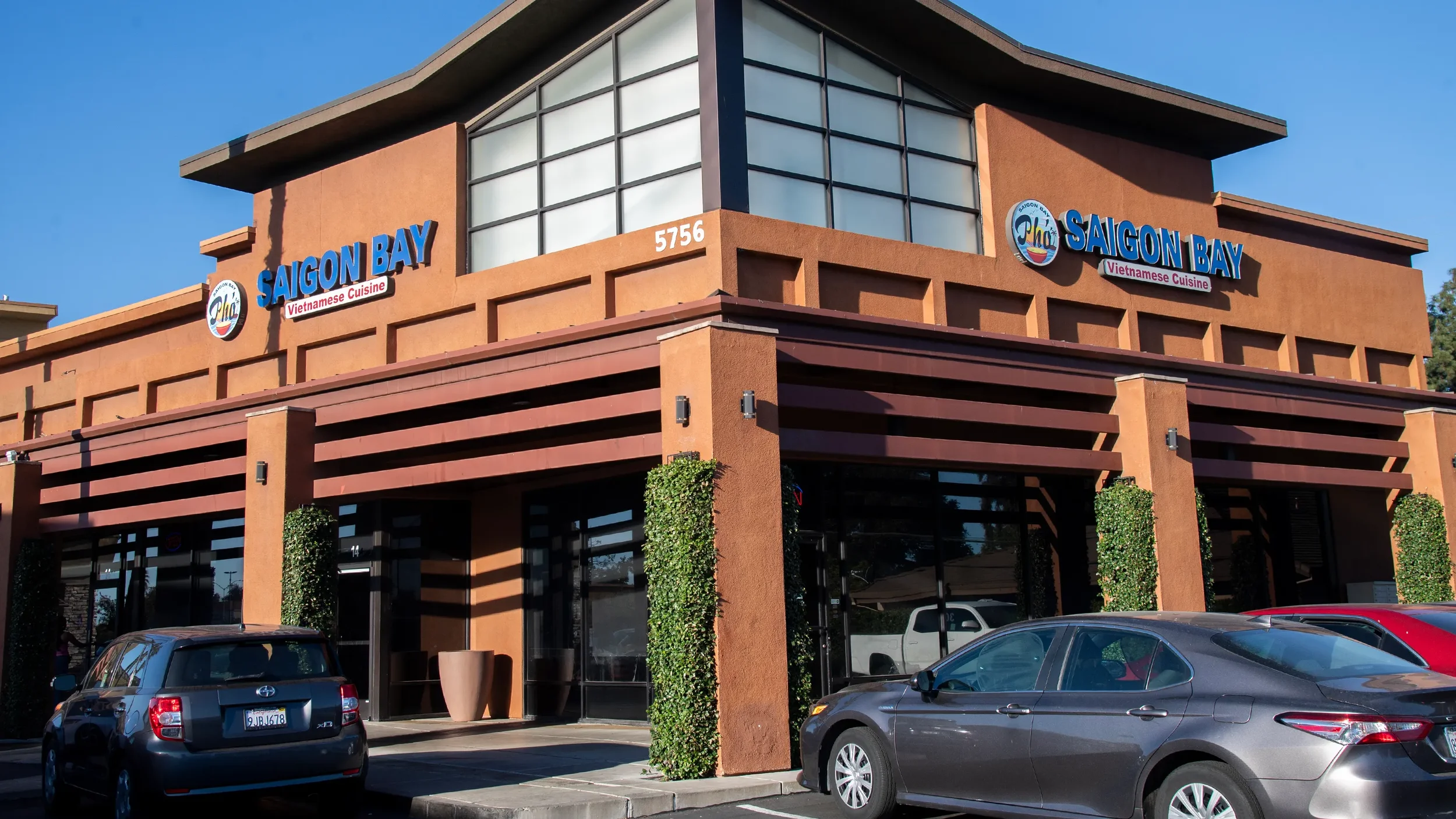 75800712007-saigon-bay-005-a (1).webp