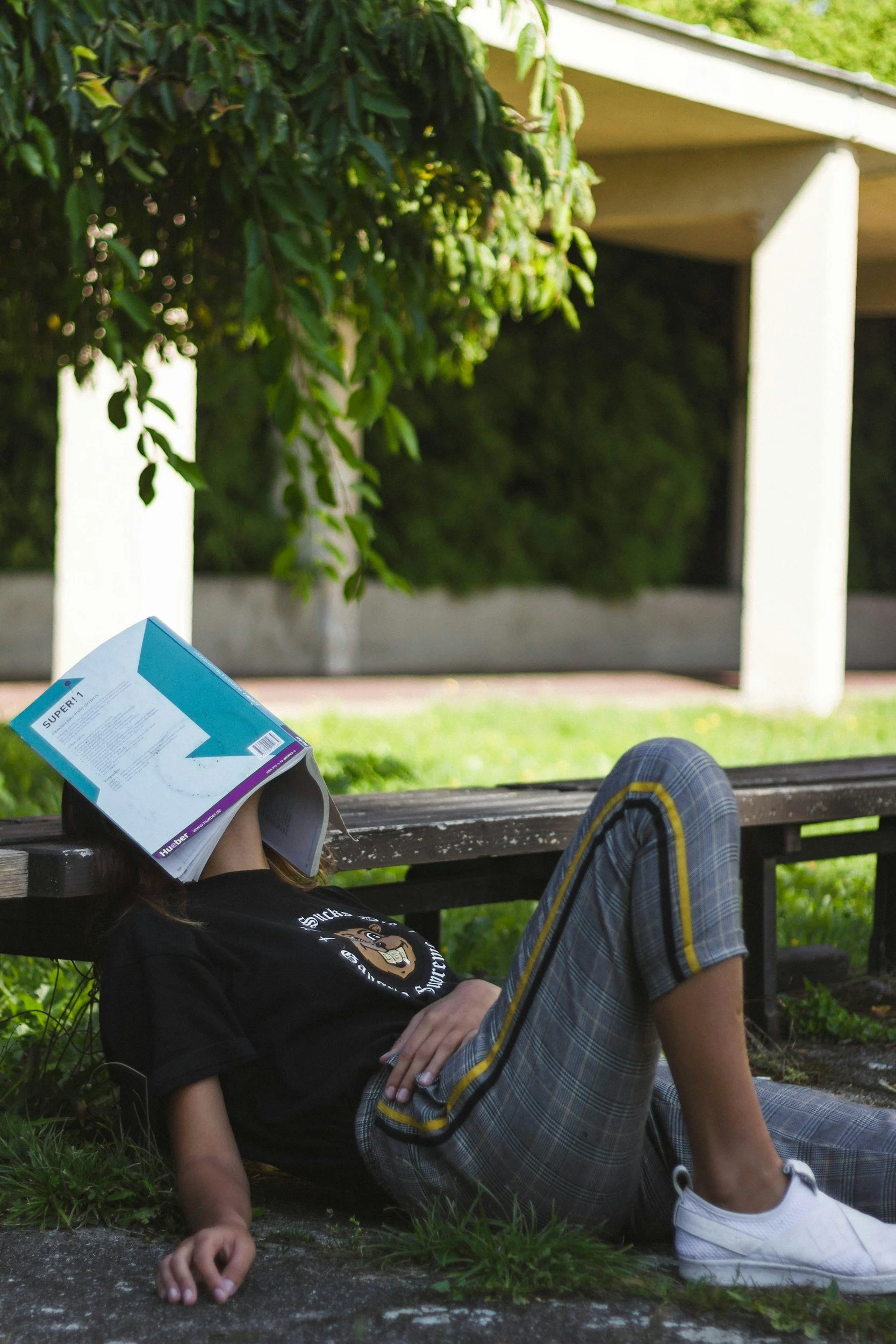 Back—to-School Anxiety in Teens: A Parent’s Guide to Recognizing the Signs and Supporting Your Teen’s Mental Health