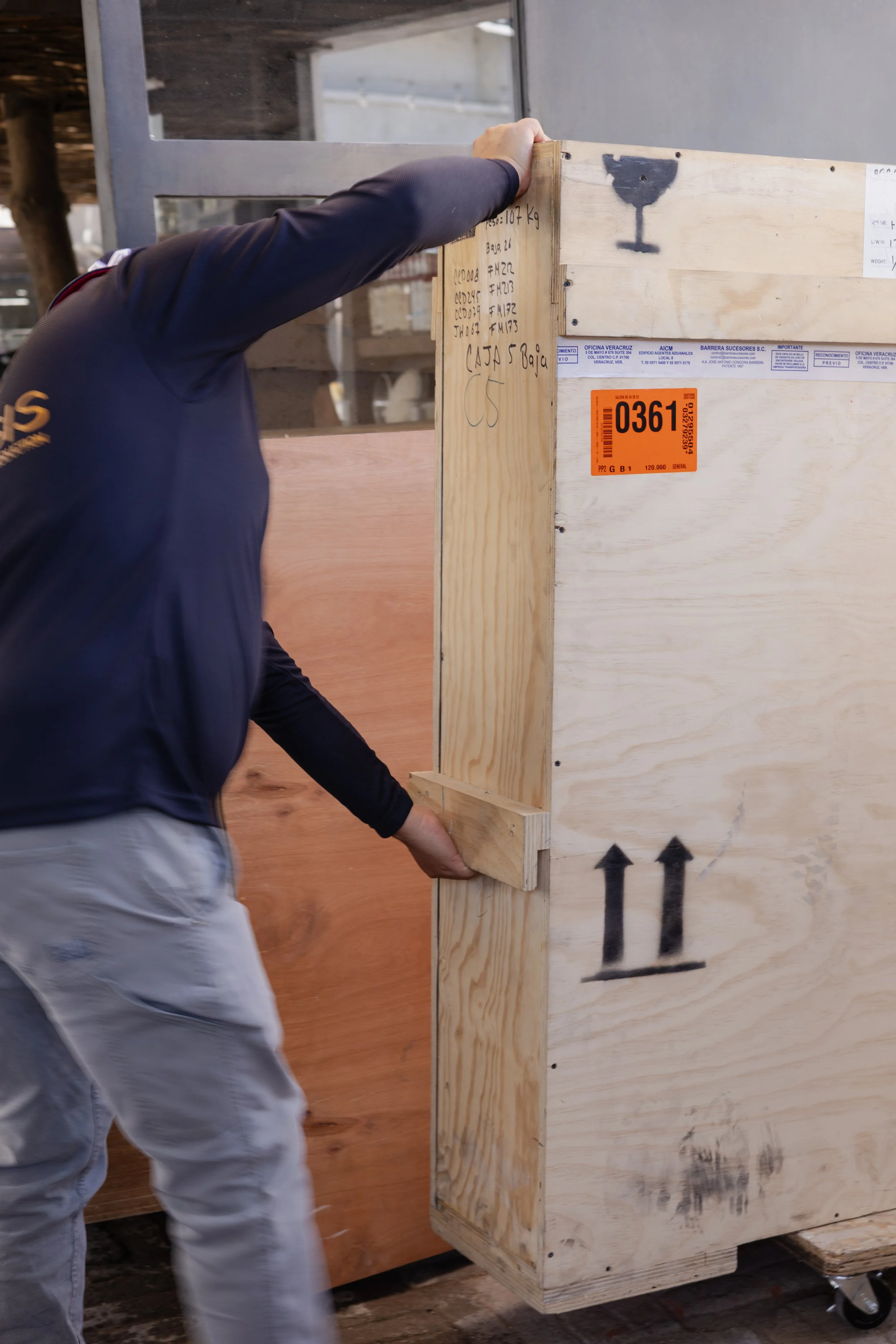 Arthesis shipping 4.jpg