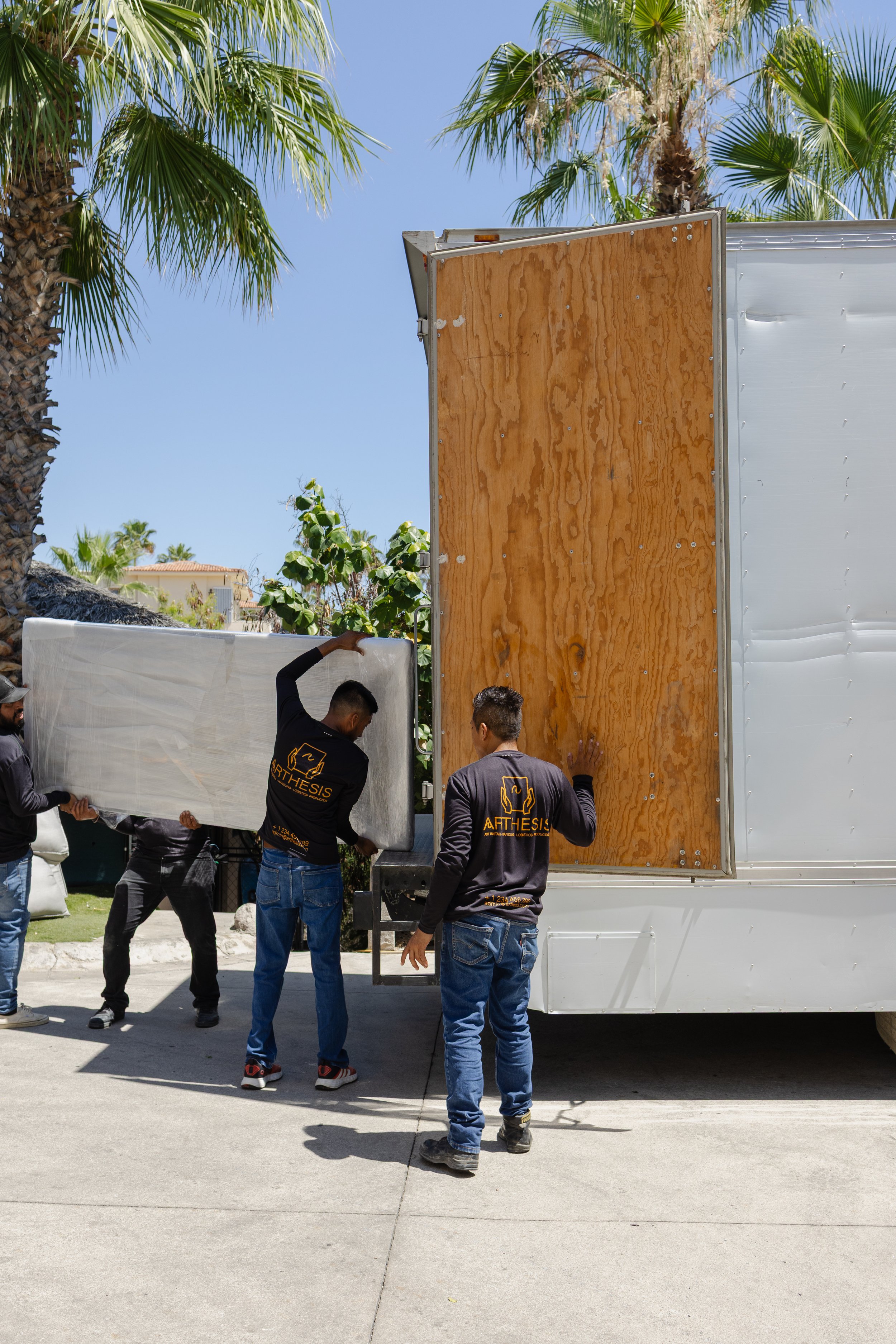 Arthesis shipping 1.jpg