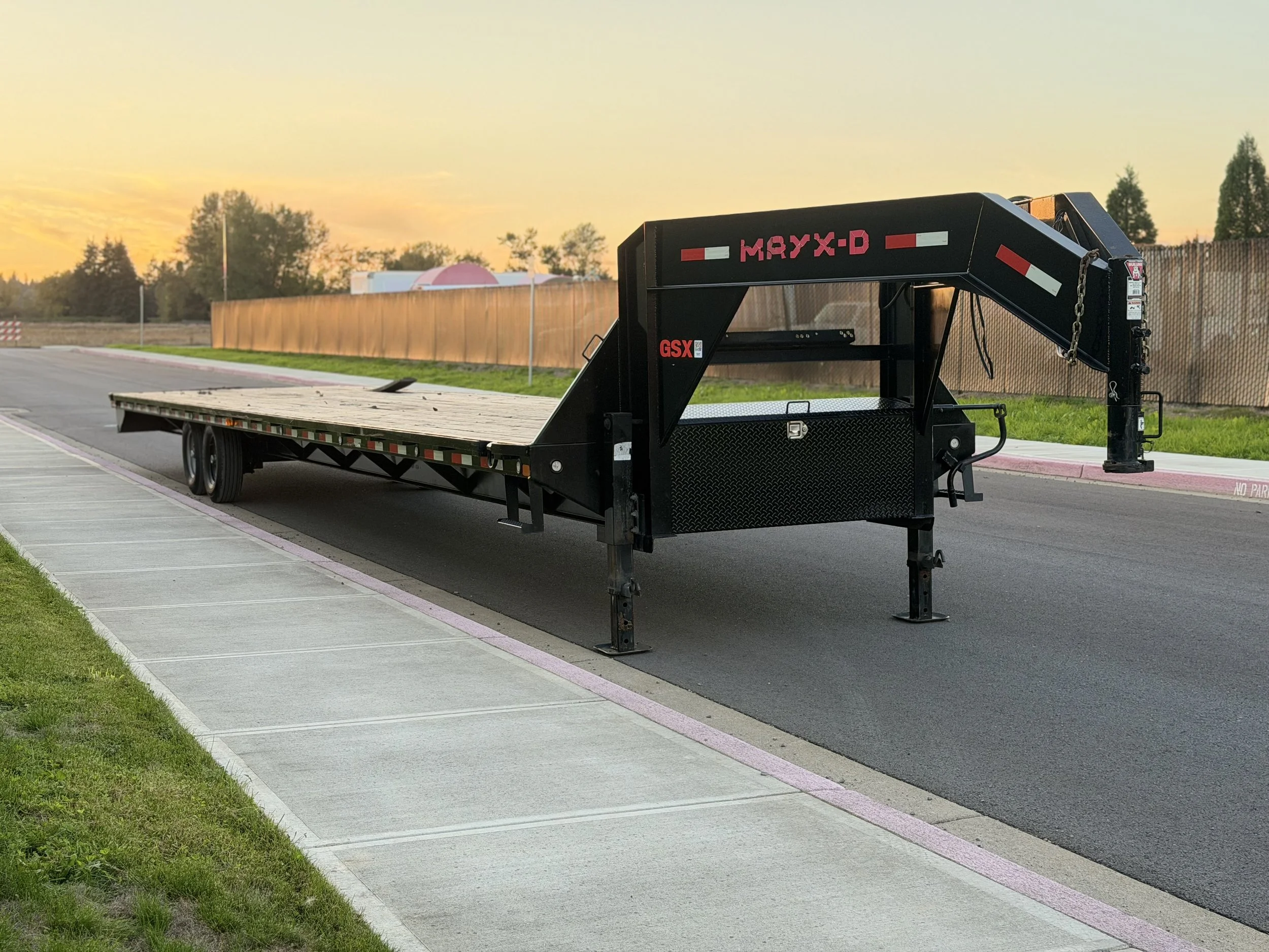 GOOSENECK GSX 40 FT.