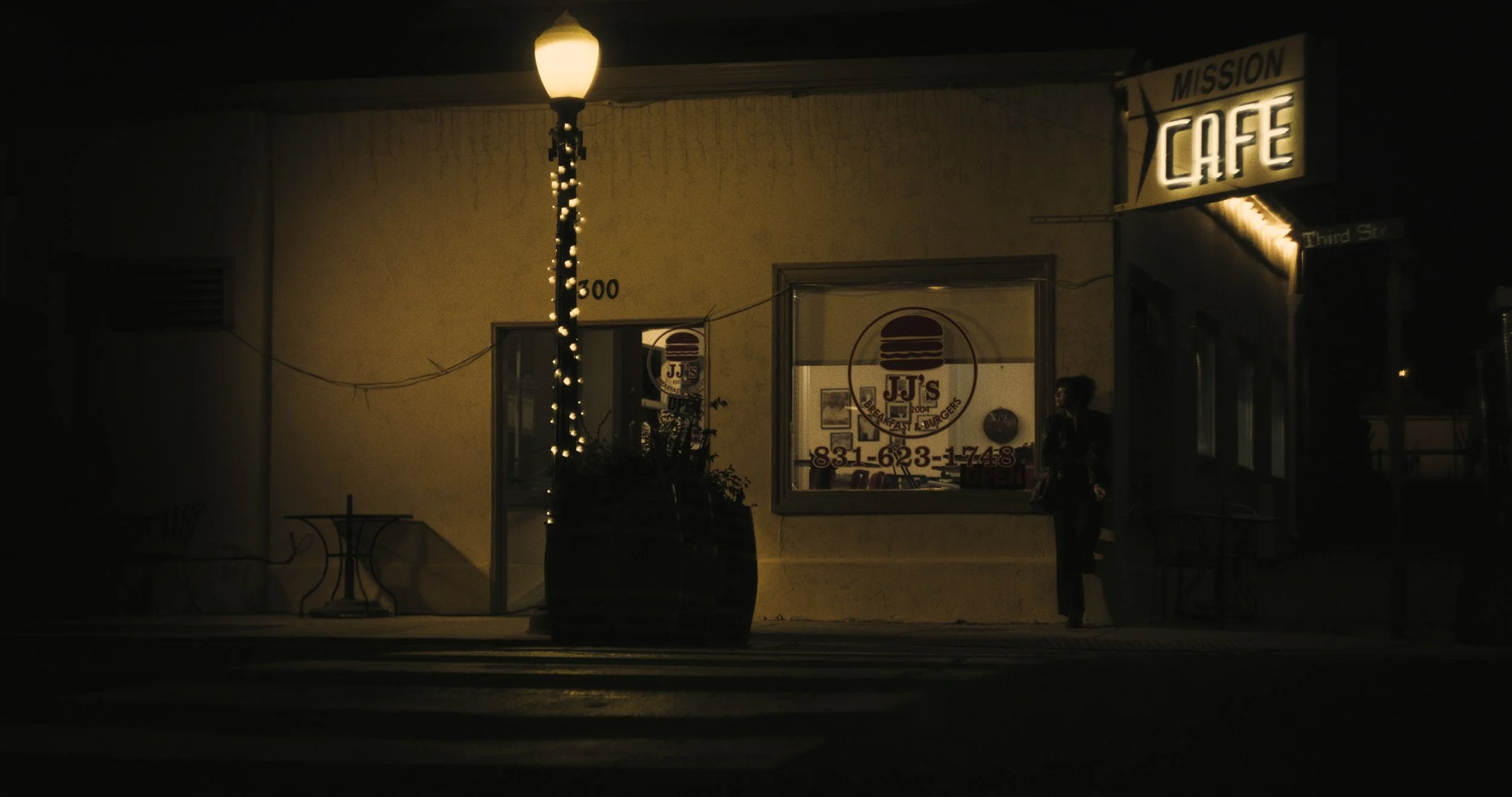 Still 2025-11-15 001008_1.1.1.jpg