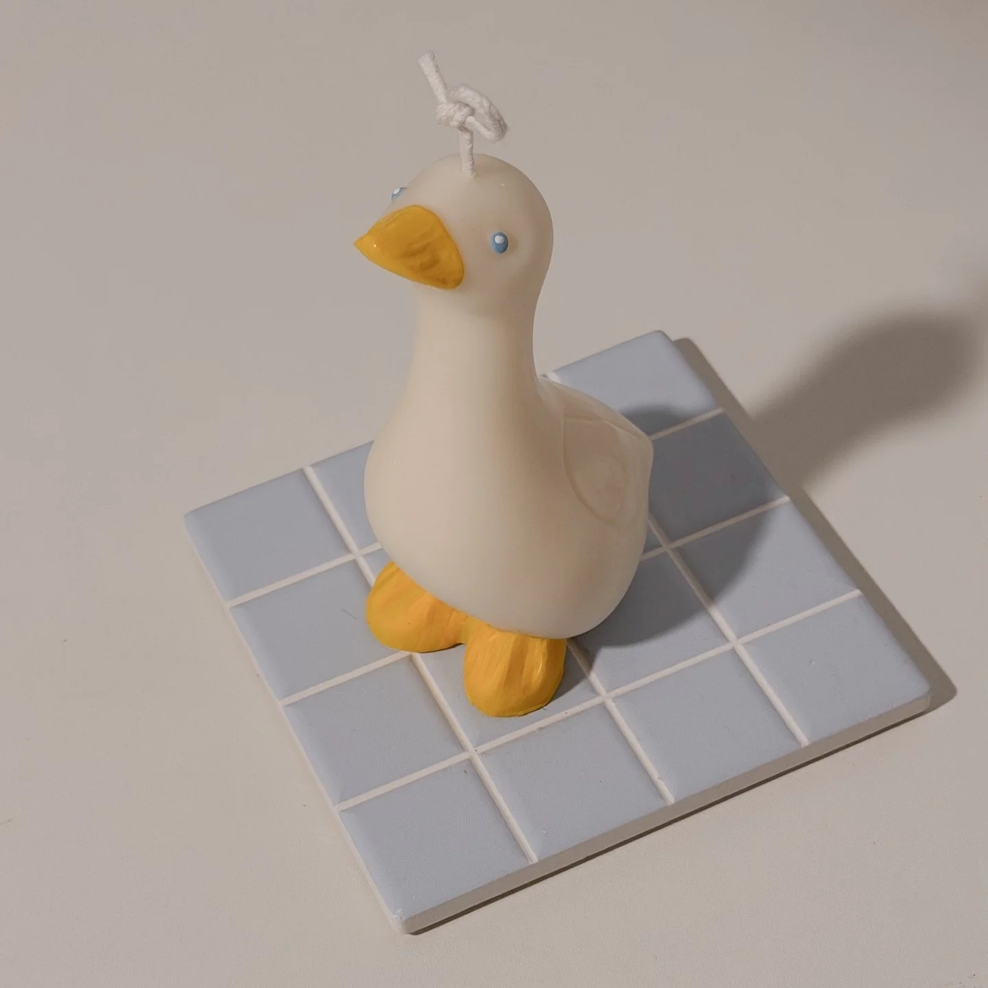 Hello?! It&rsquo;s another duck candle 🐤

#캔들 #candle #candlemaking #tucsonsmallbusiness