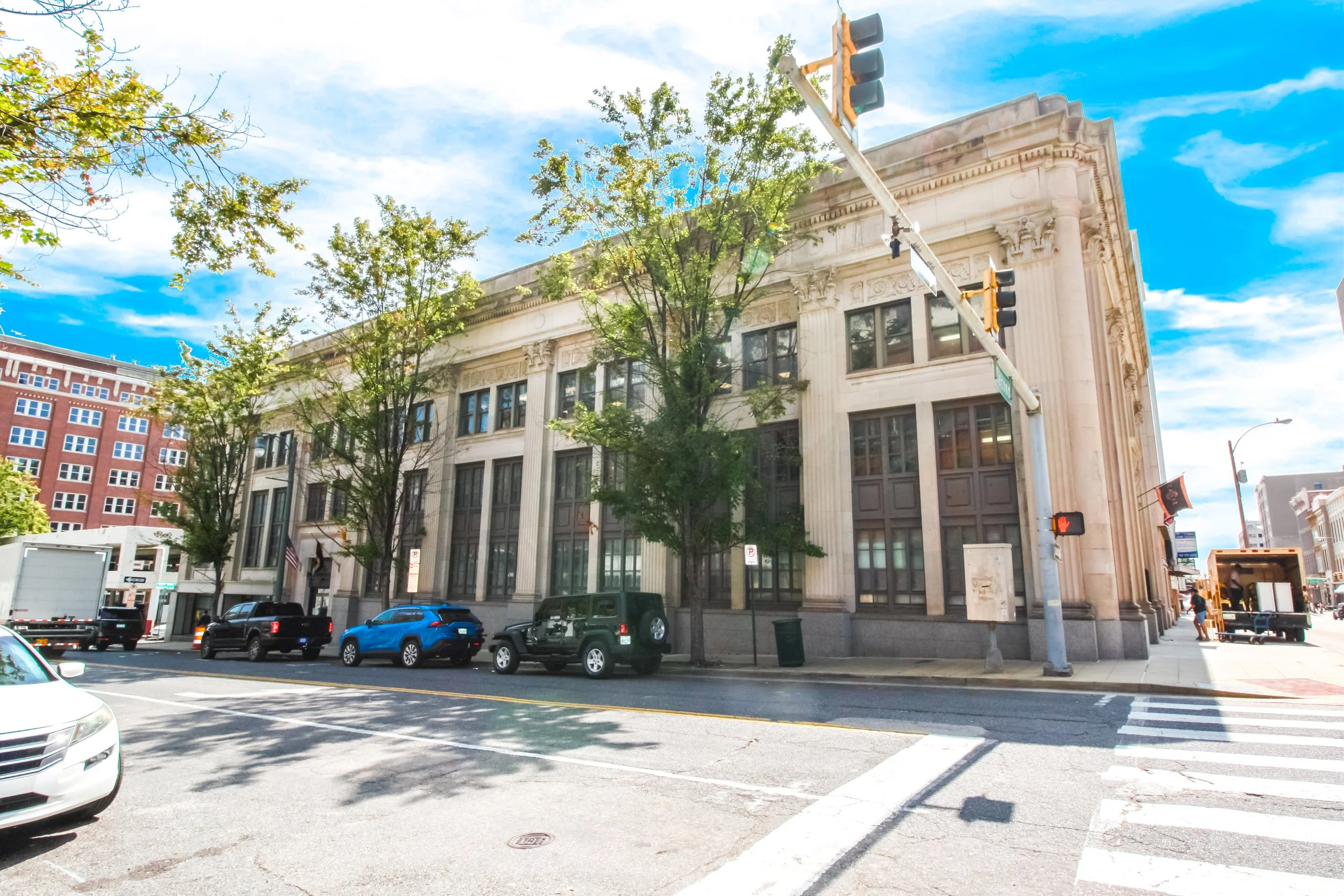 Historic Cadre Building (c. 1928) / 
149 Monroe Ave., Memphis, TN; 
Sold July 2021