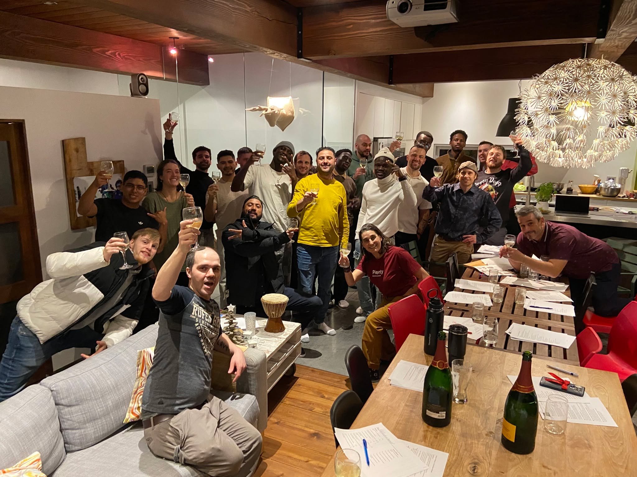 ✨ Bonne ann&eacute;e de la part de toute l&rsquo;&eacute;quipe d&rsquo;&Agrave; Chacun son Pain ✨

On l&egrave;ve notre verre pour une nouvelle ann&eacute;e o&ugrave; l&rsquo;on choisit, encore une fois, de prendre le temps de faire les choses bien.
