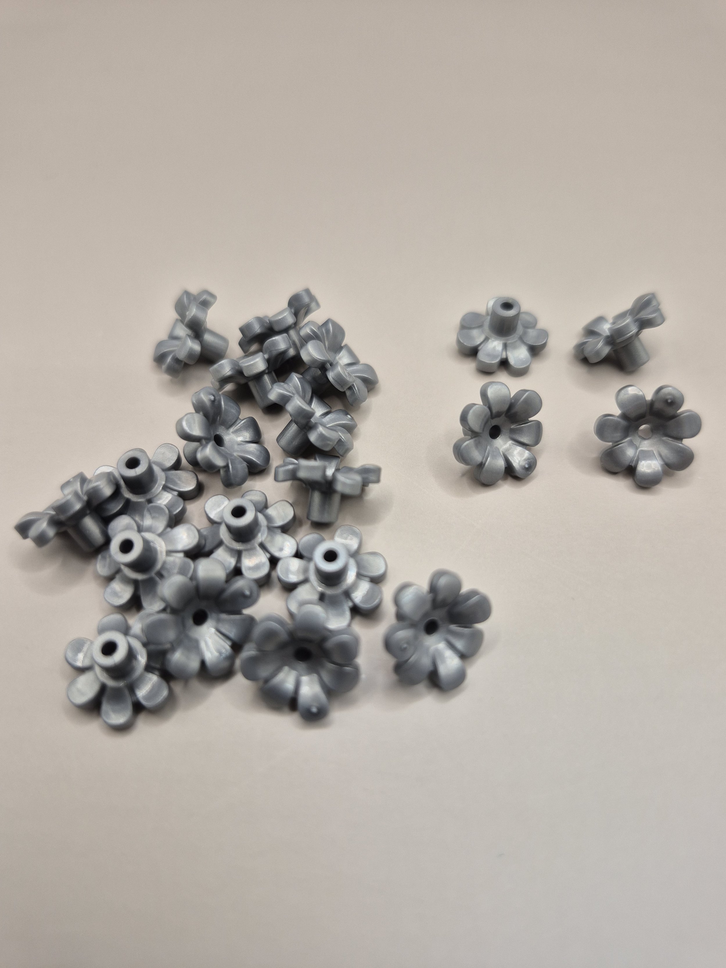 Pearl Silver Flower part for Lei parts