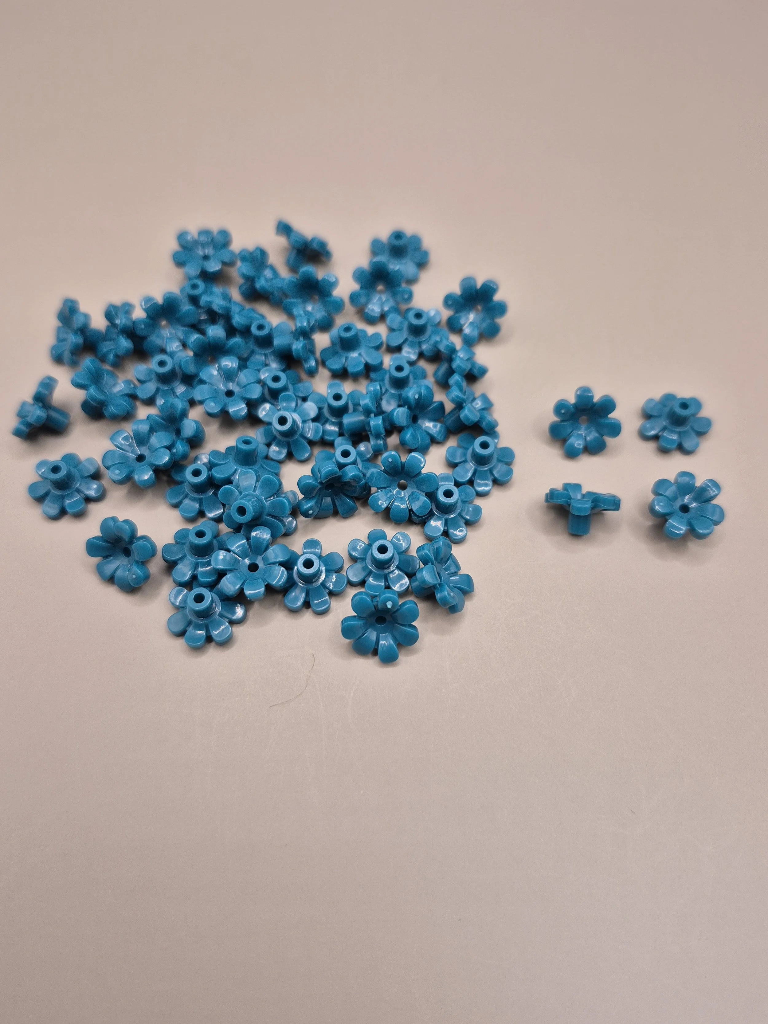 Turquoise Flower part for Lei parts