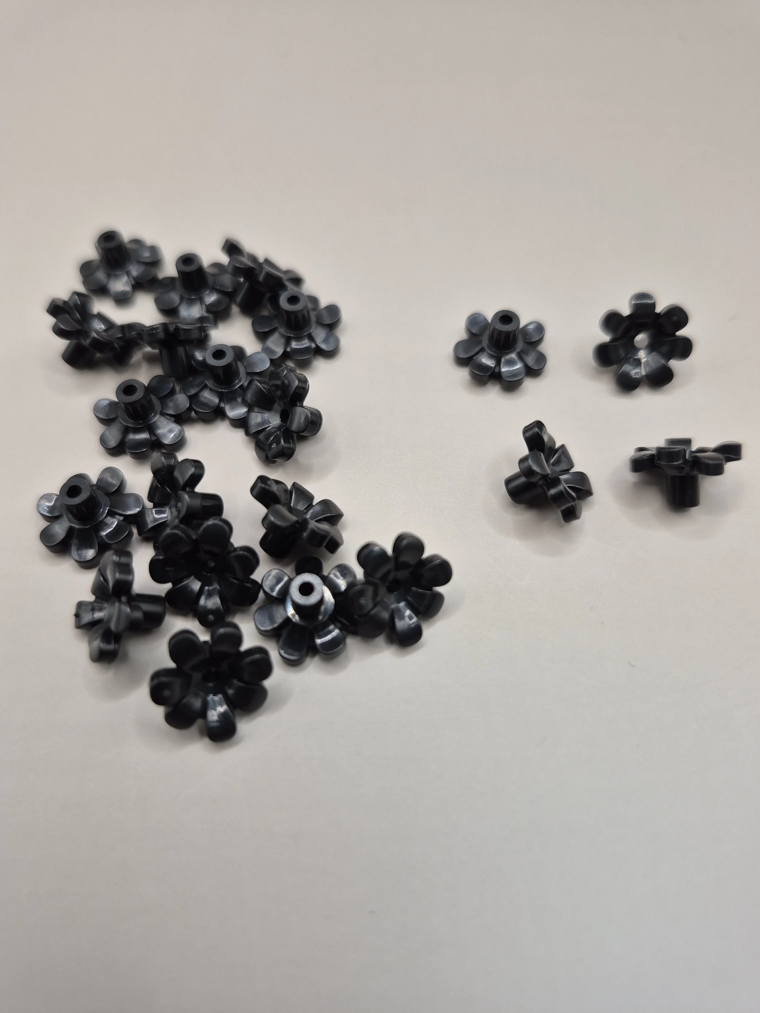 Black Flower part for Lei parts