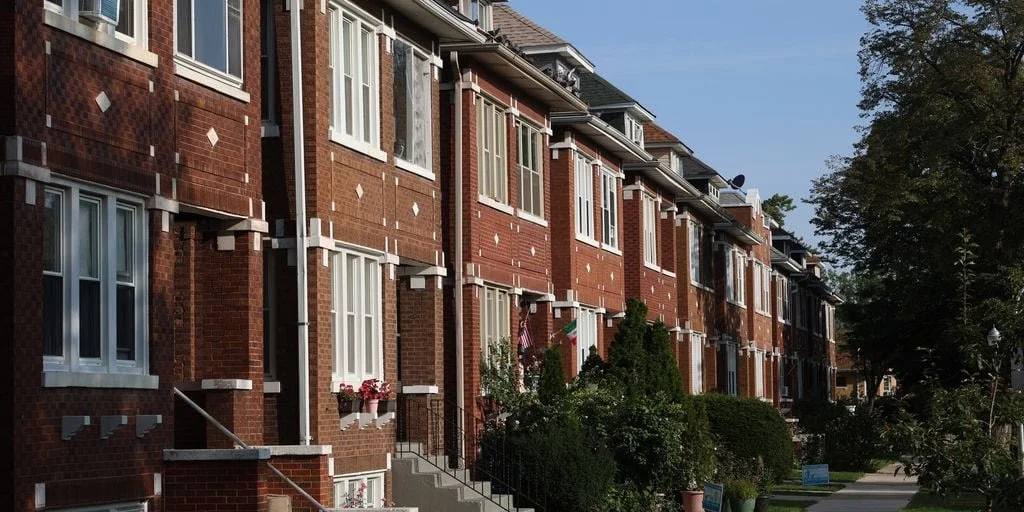 Opinion: Black neighborhoods are being bled dry. Black elected officials must act now.