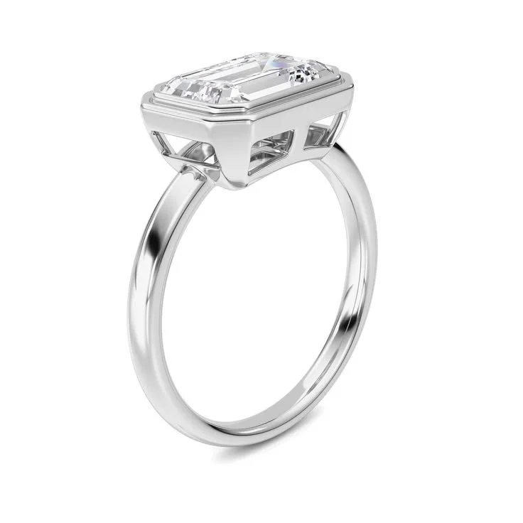 Bezel East West Emerald Solitaire Ring – Kira Jewels (3).jfif