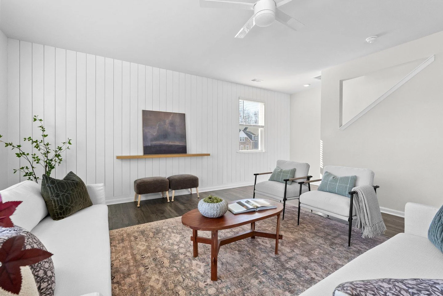 Home is where laughter fills the rooms and memories are made 🏠📸

2209 Sir Hatchet Ct is ready for it all. 💛

Perfect for entertaining, hosting beautiful get-togethers, and even fun playdates. With natural light streaming in and a sliding door lead