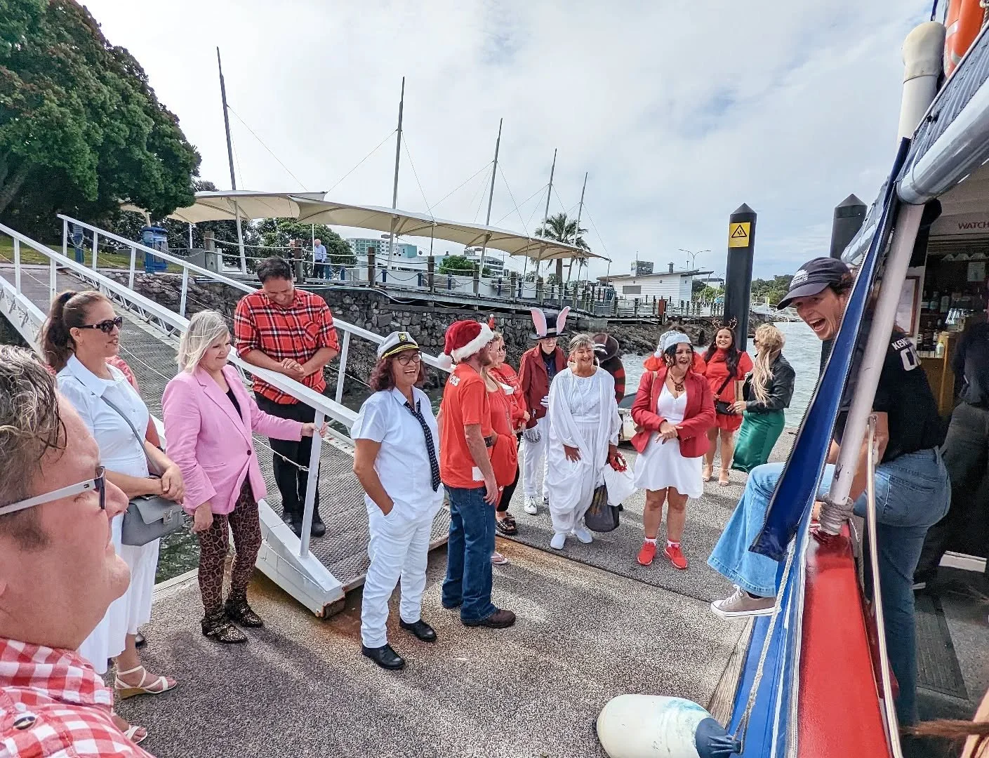 Before we set sail, a quick little huddle 🛟✨ We&rsquo;ll run through the fun stuff (food, drinks, tunes!) and the need-to-knows to keep things smooth and safe. Your cruise, your vibe &mdash; let&rsquo;s make it one to remember on Kewpie.

Book your 