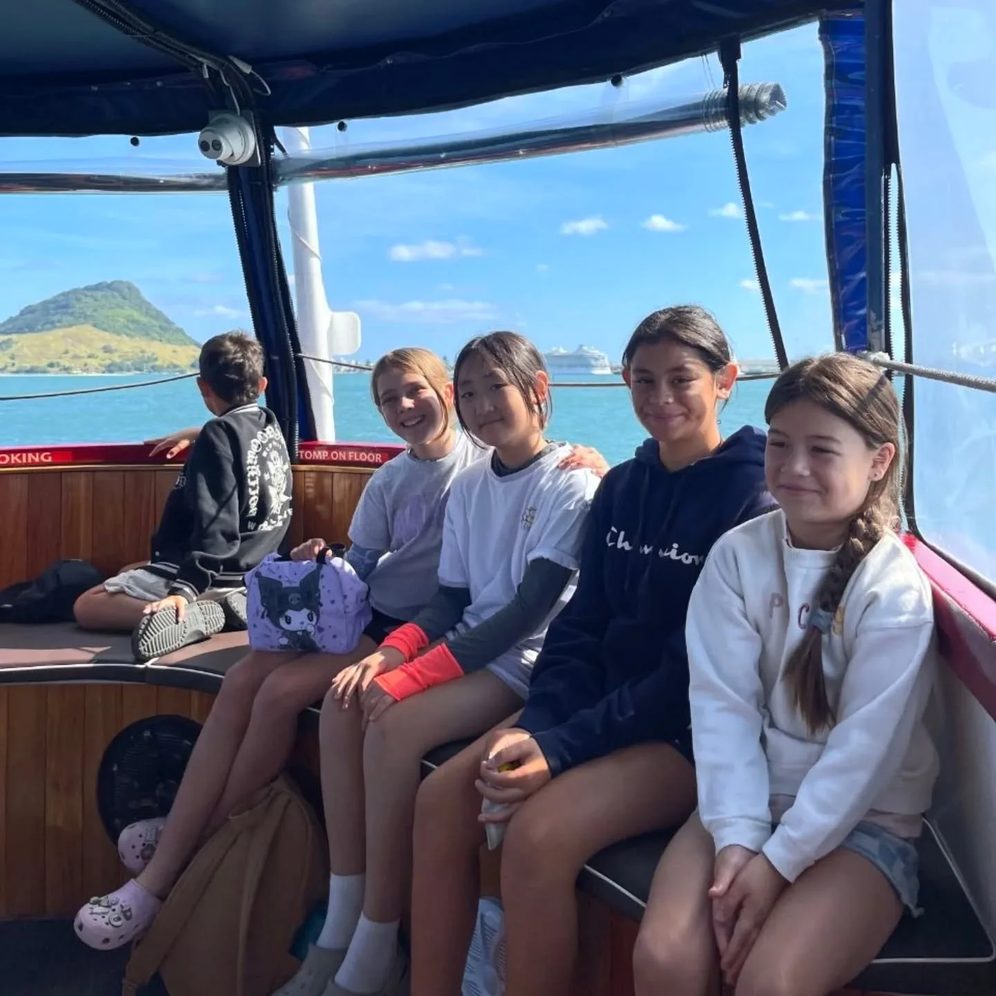 🌿 Looking for weekend activities for the kids? Hop onboard this weekend for the kids to unplug, explore and experience nature and history on Kewpie Cruises! 🌊

🎉 PSA: One child goes on for free with every paying adult! Book now via our website or 