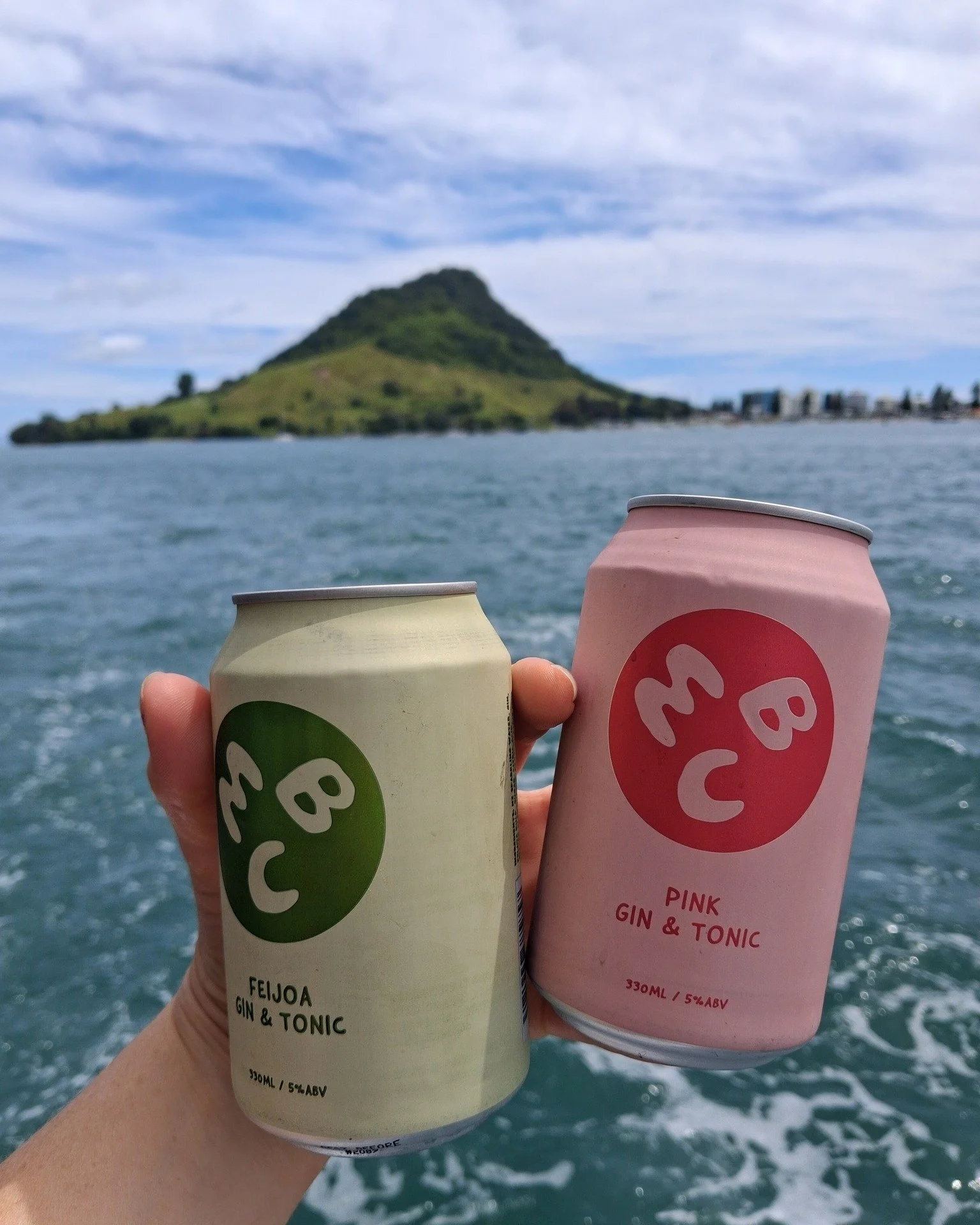 It's officially Summer Vibes out here on the water! ☀️😎
We're all about supporting local, and our fully licensed bar is stocked with some awesome Bay of Plenty legends, like these tasty brews and cocktails from Mount Brewing Co.! 🍻🥂 @mountbrewingc