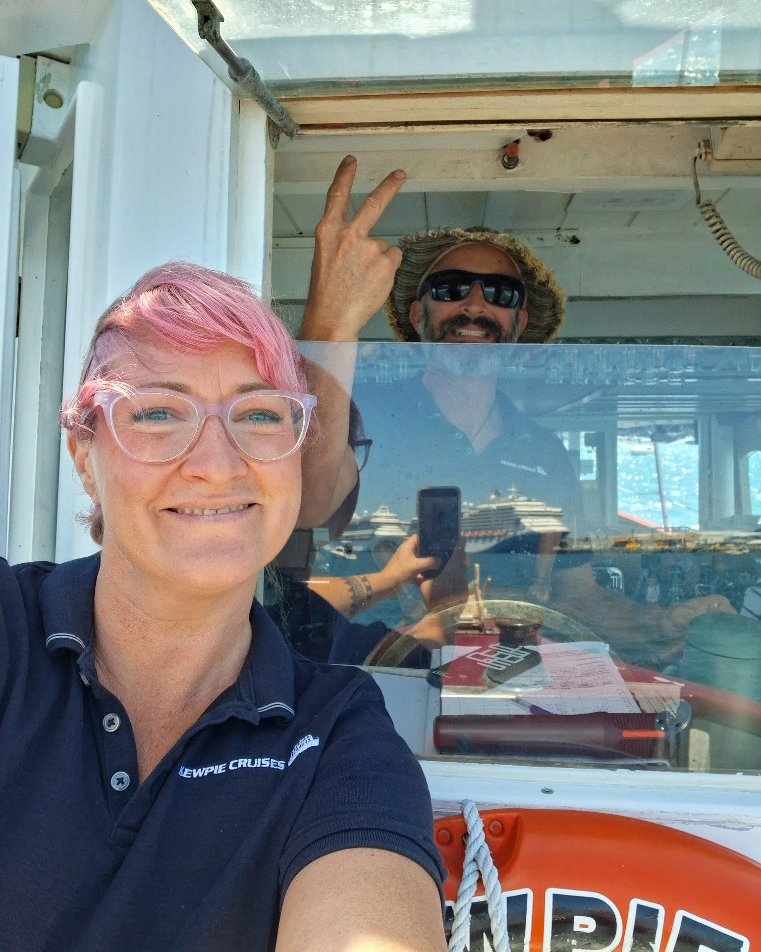 Show some love to our Kewpie Crew when you come aboard, have a chat with them to learn more about the local culture, listen to the interesting commentary &amp; feel free to ask them to help take pictures (we even have props available!)
.
.
.
#kewpiec
