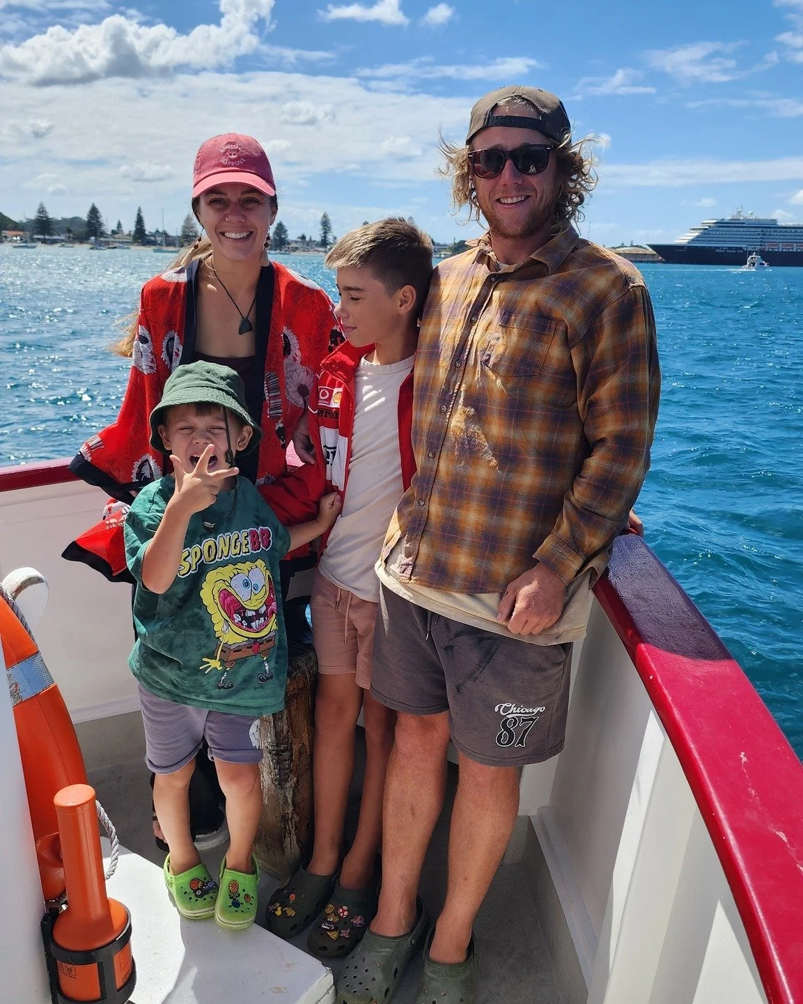 Nothing beats that "wind in your hair" feeling! Whether it's the kids' first time on a boat or a classic family day out in the Bay, the bow of the Kewpie is the best seat in the house. Thanks for coming out with us!
.
.
.
#familynz #familyd