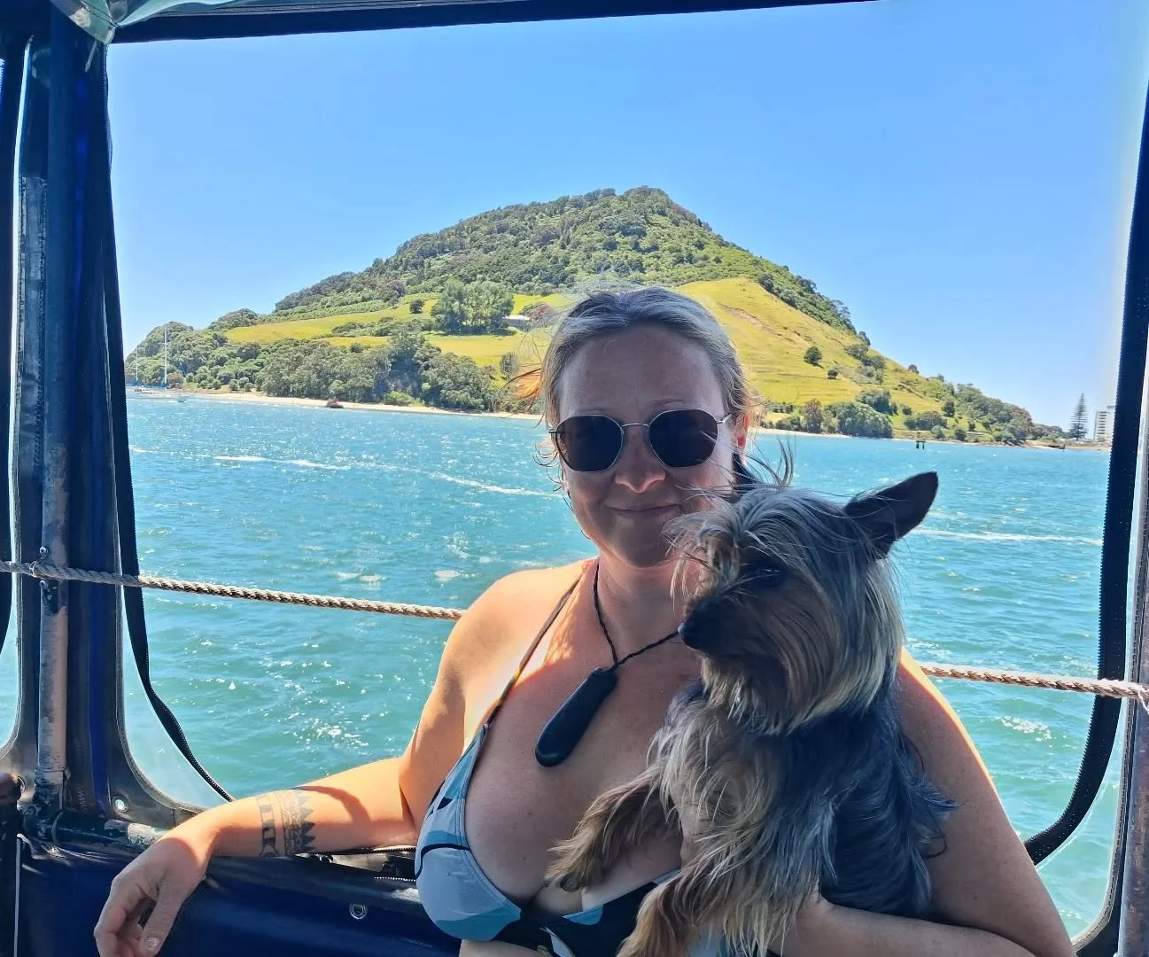 🌞 Weather's looking better tomorrow and we'll be back on the water through to the weekend! Make the best of the school holidays with a chill 90 min cruise on classic Kewpie. 
📢 One child (under 12) goes on for free with each paying adult!
📍 Pick u