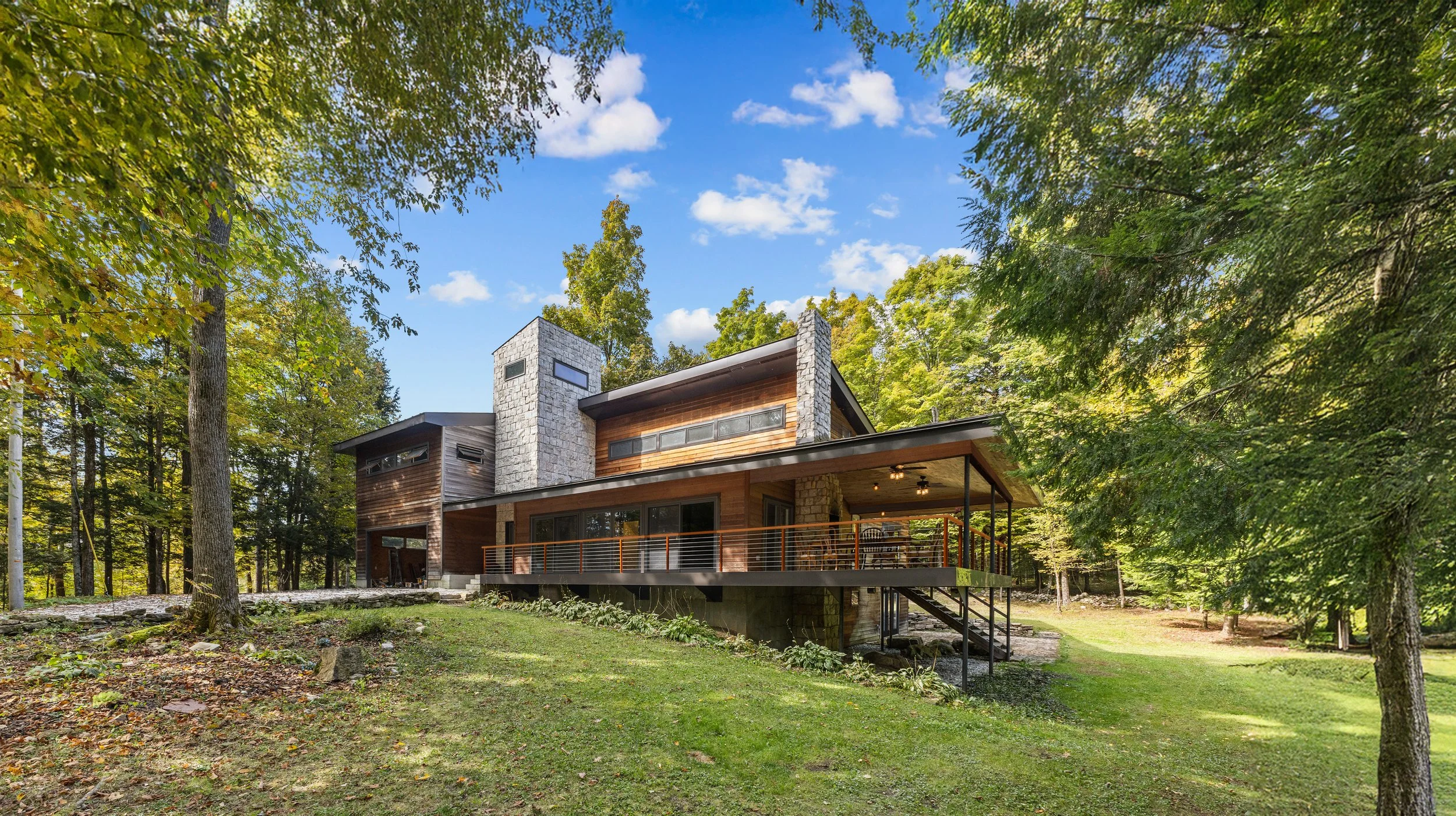 Modern-Vermont-Contemporary-Architecture-Bryan-Jones