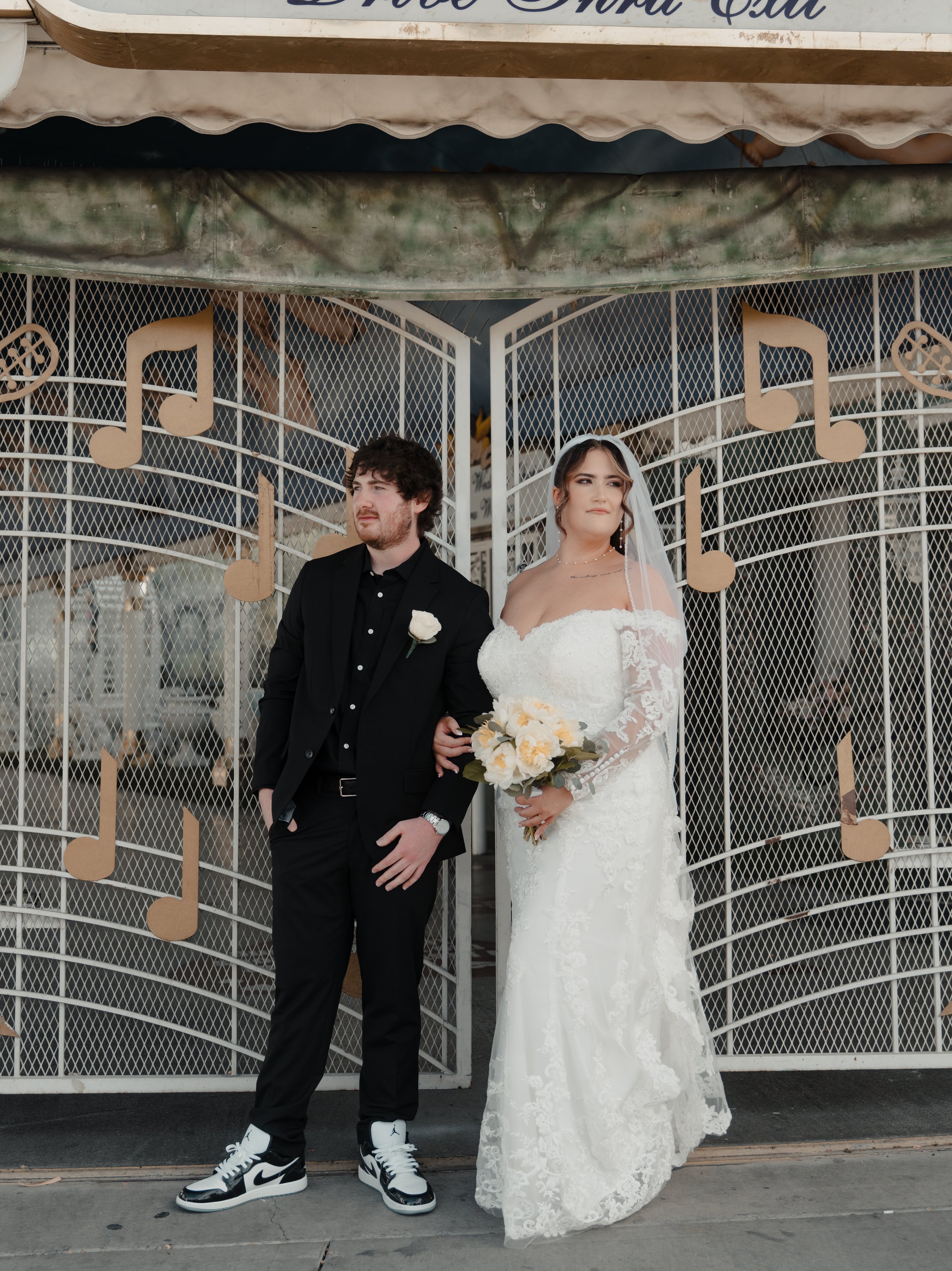 Las Vegas elopement photoshoot
