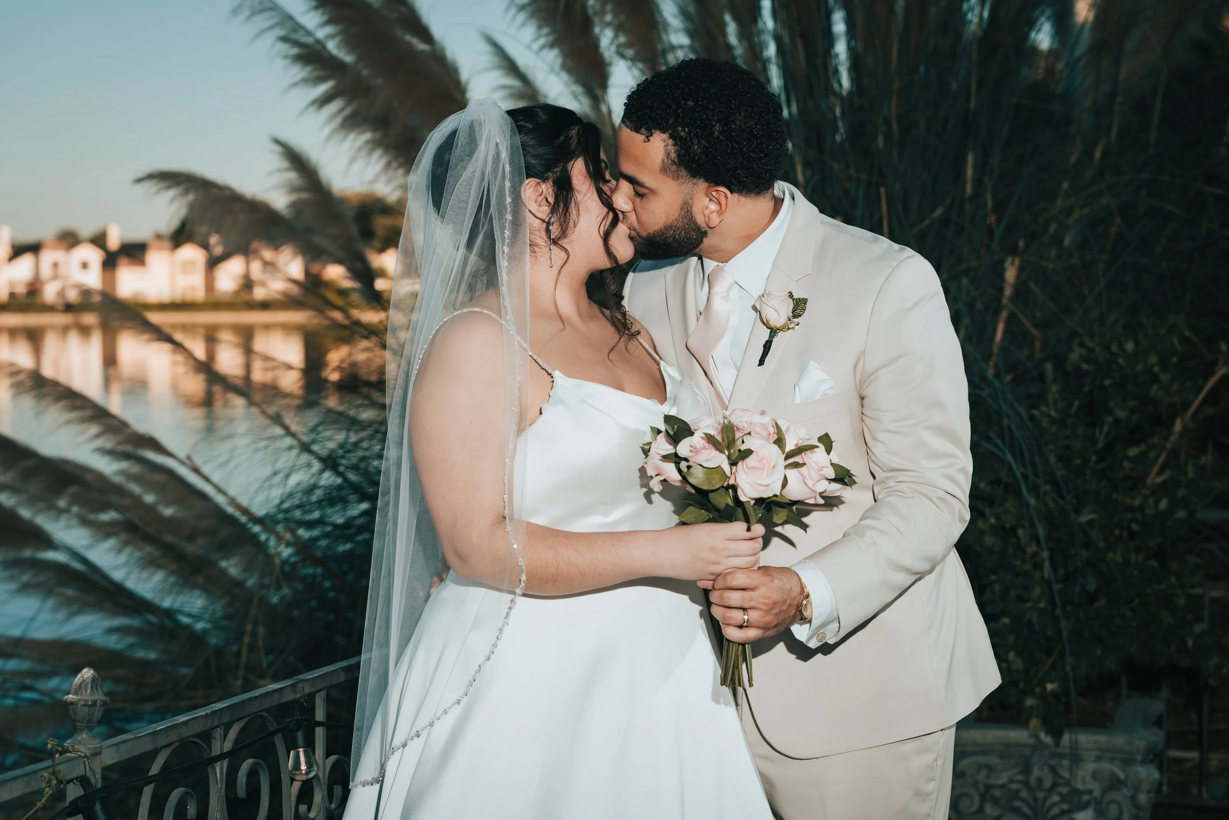 golden hour wedding photography