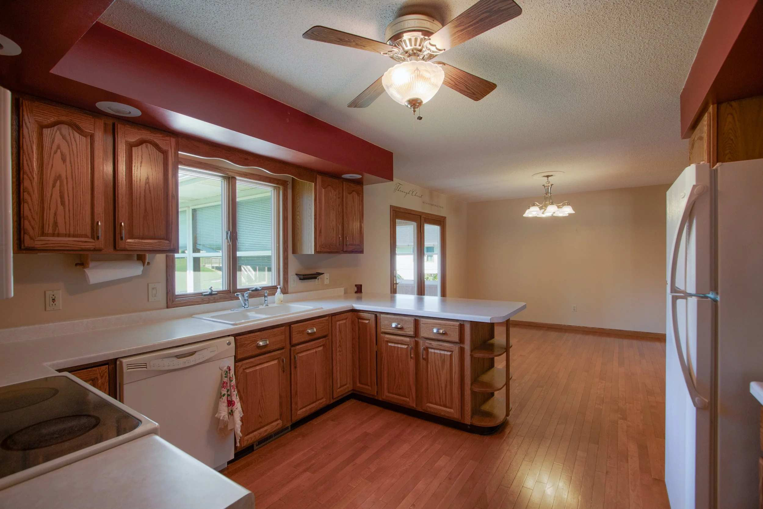 1008 1st Ave-12.jpg