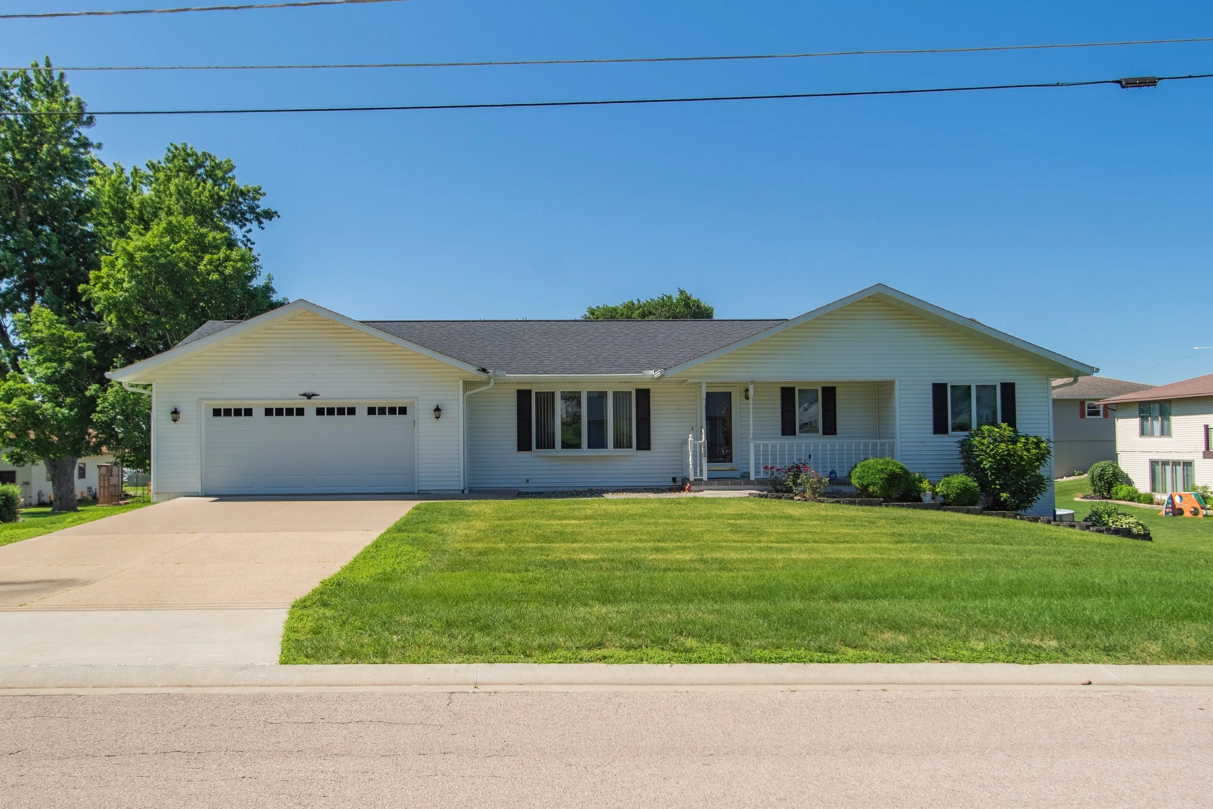 1008 1st Ave-1.jpg