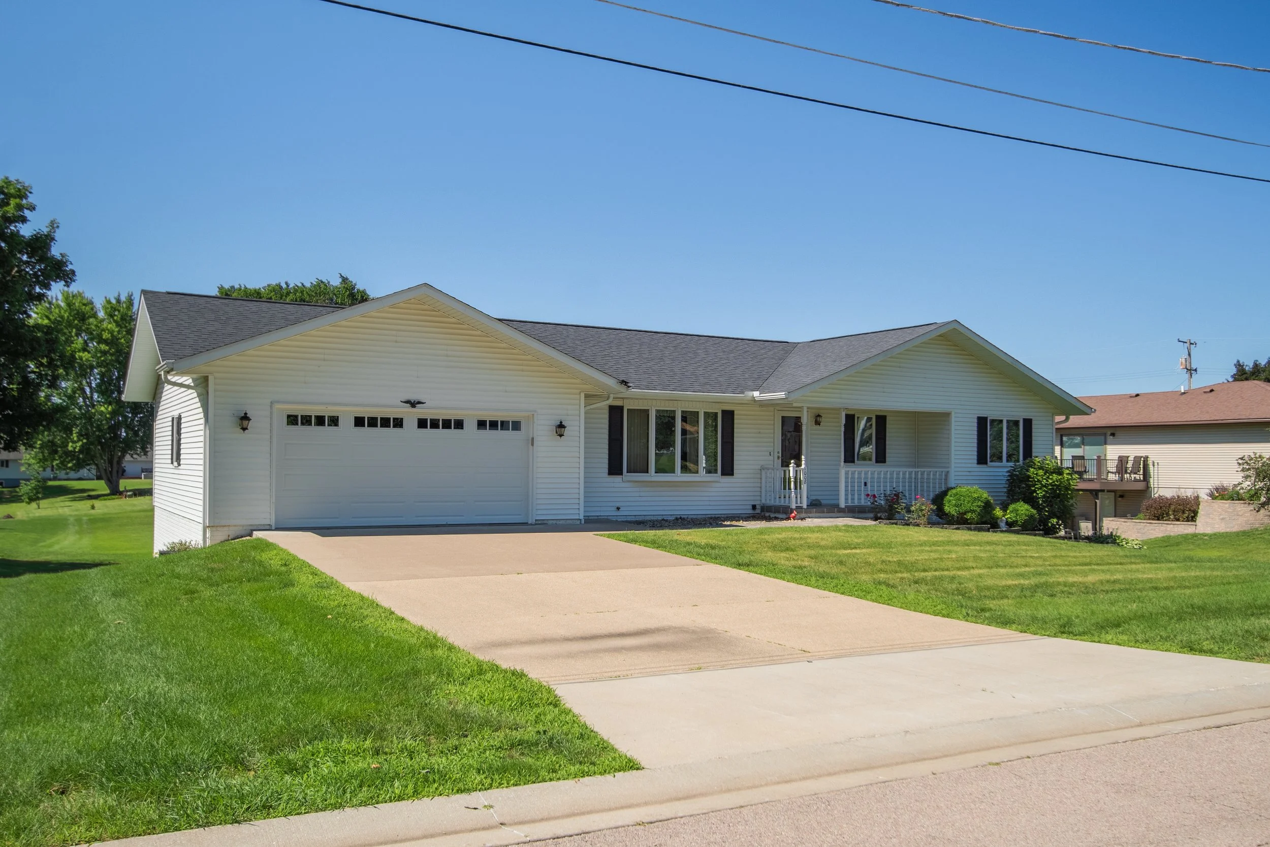 1008 1st Ave-3.jpg