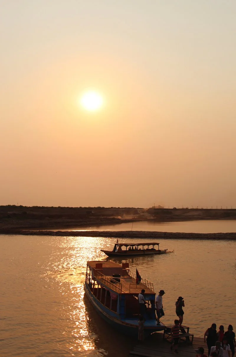 "Khmer Sunset" Won LS&amp;T Gallery's “SeaScapes” 2018 Art Exhibition, S R Award in December 2018