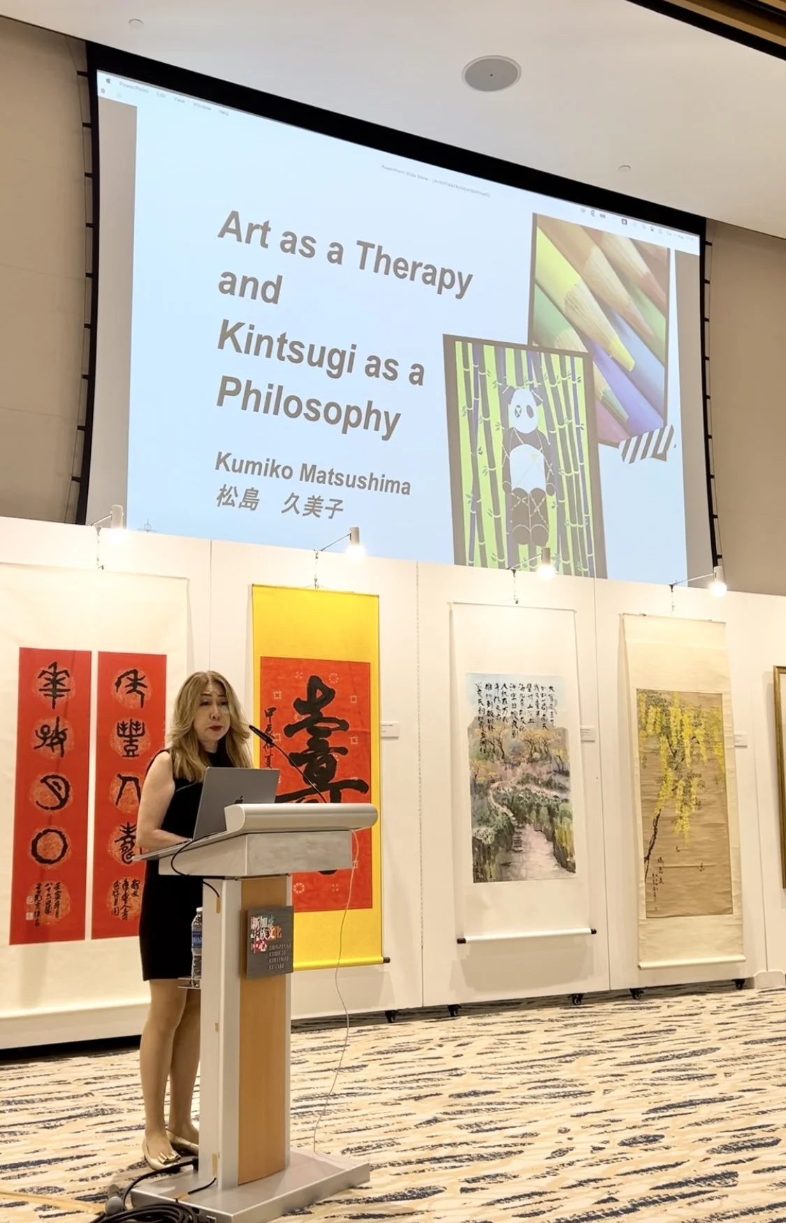 Talk, "Art as a Therapy and Kintsugi as a Philosophy" attracted many enthusiastic audience with many questions!!  They all enjoyed my talk with my own experiences around art therapy and Kintsugi!!