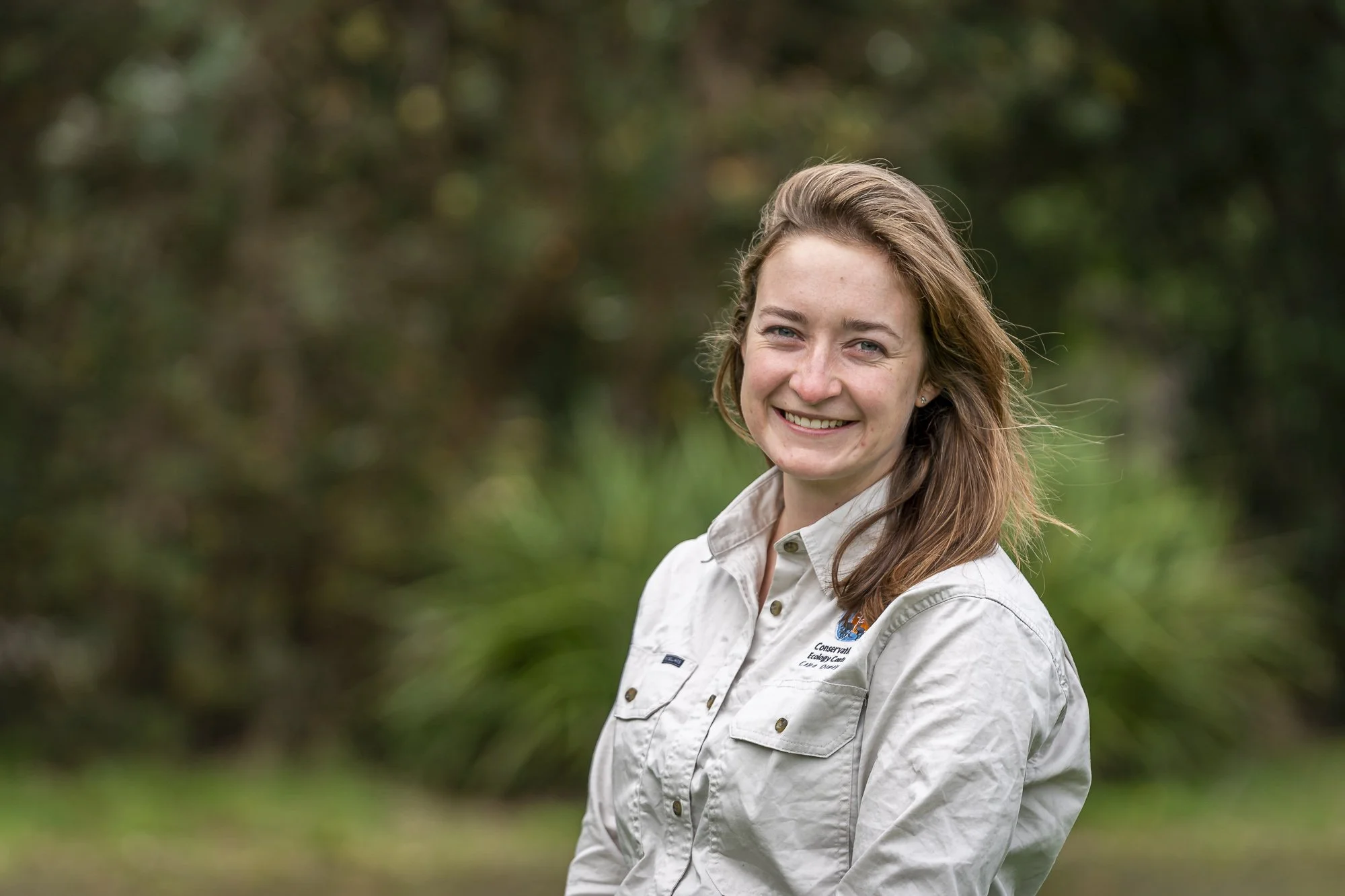 How does shrub encroachment fundamentally change mammal communities