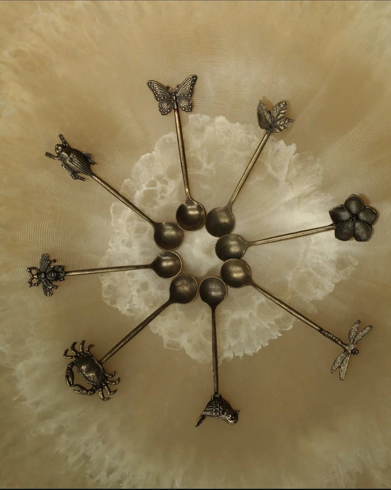 Have you seen our beautiful handcrafted bronze spoons and snack skewers? Limited quantities available, get yours before they&rsquo;re gone! Perfect for hosting or as a thoughtful gift for friends and family. Visit us today 10~4. 

Tableware, homedeco