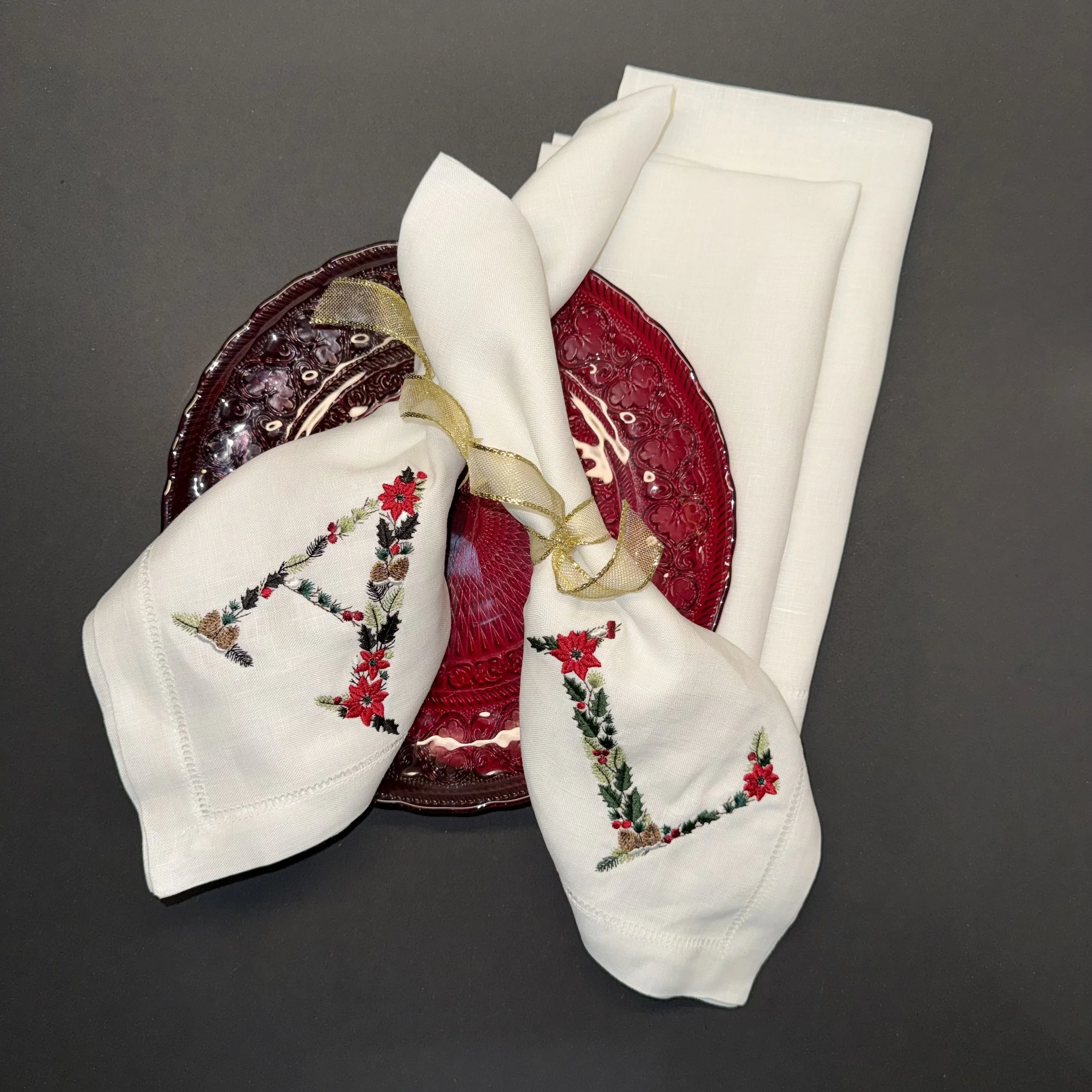 Poinsettia Monogrammed Linen Dinner Napkins (set of 4)