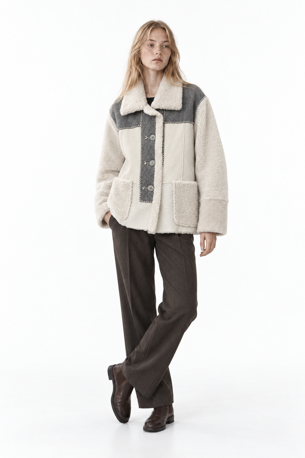 751R - STUDIO MODEL 2.png