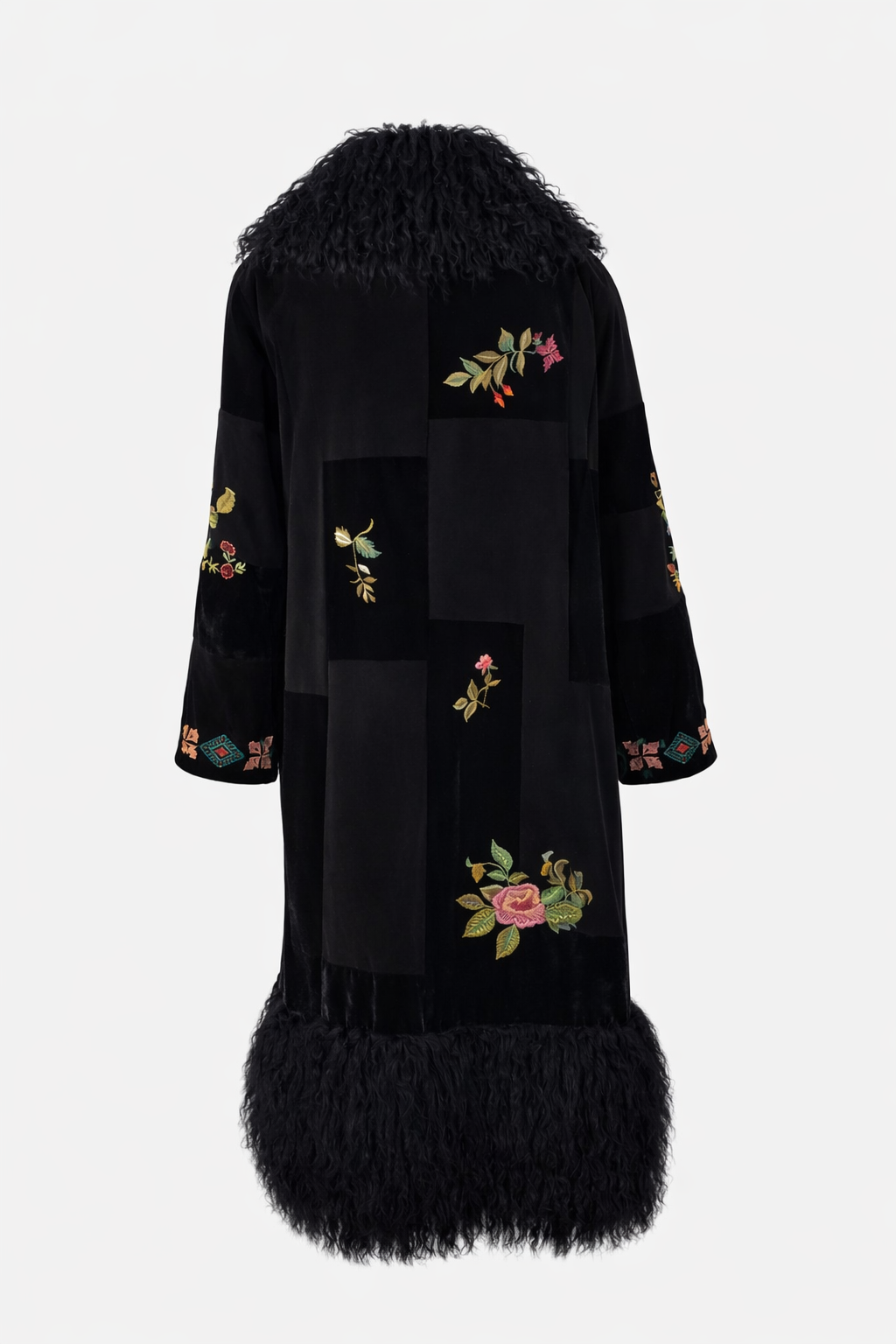 Style - BK26019 , Description - NORA PATCHWORK , Material - SUEDE  VELVET  NYLON SATIN  , Colour  (2).png