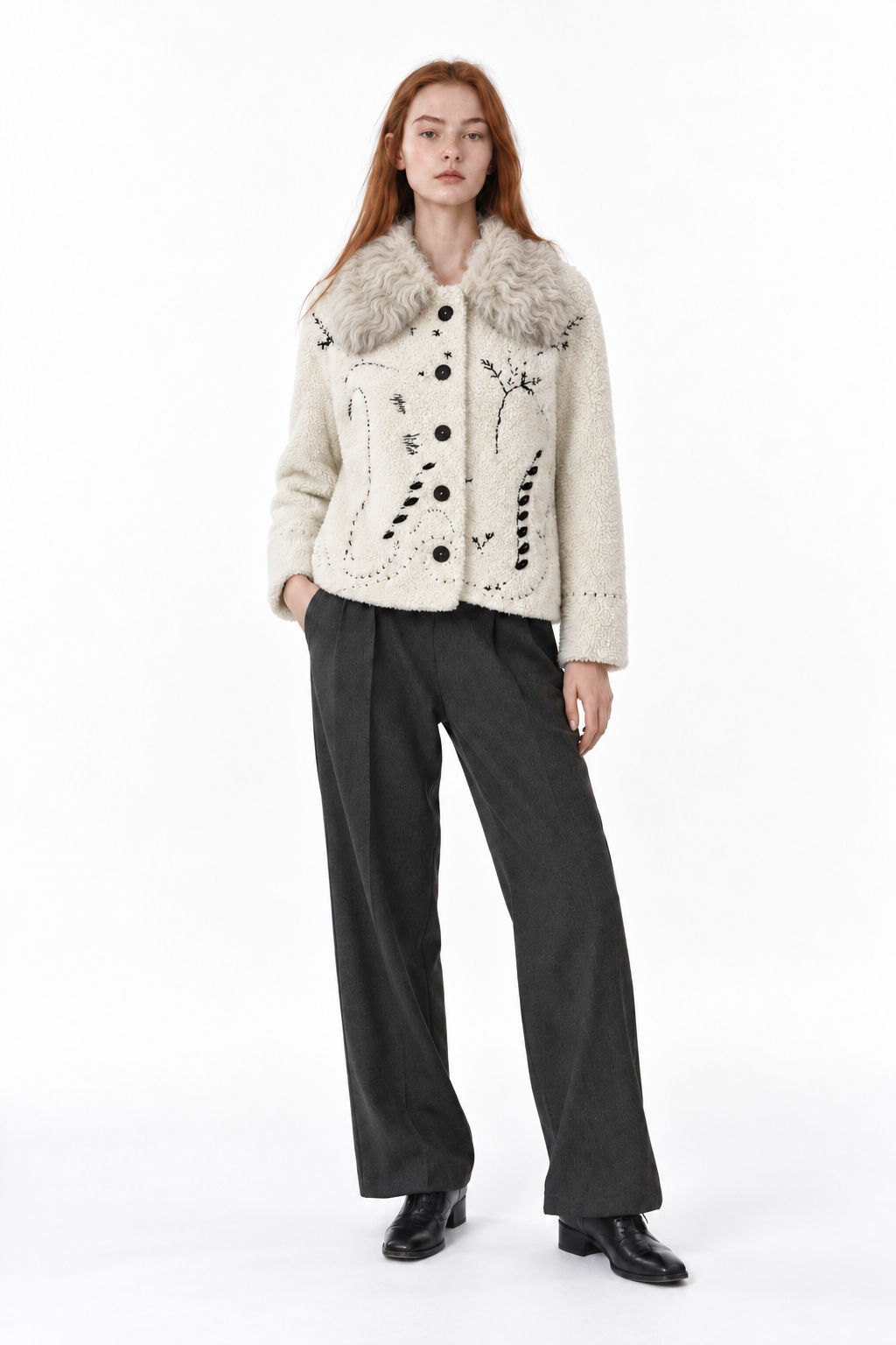 729T - RIZZANA ANTIQUE BEIGE STUDIO MODEL.png