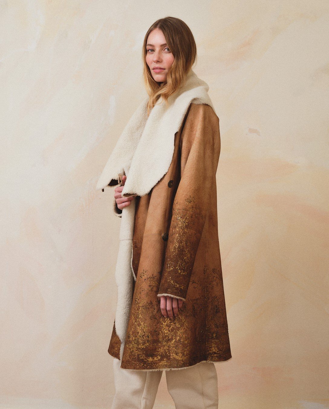 WC828IP PAINTD ANASTASIA BABY LAMB COMBED MOCHA (4)_edited2.jpg