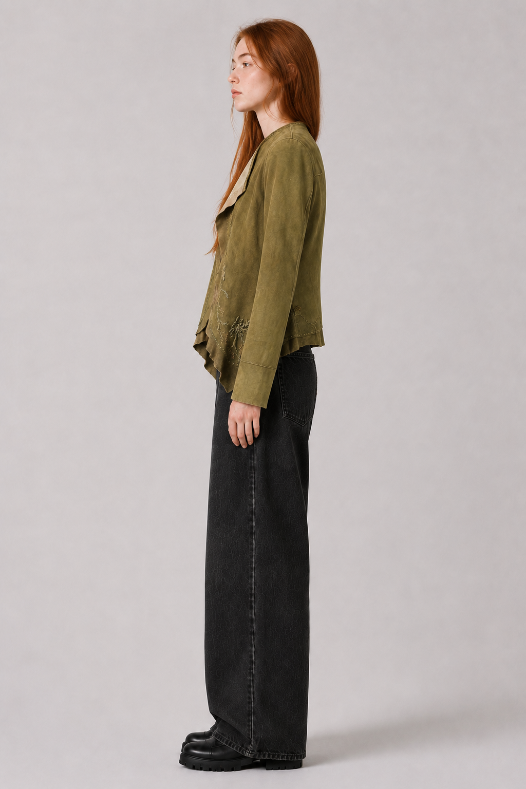764S - STUDIO MODEL (6).png