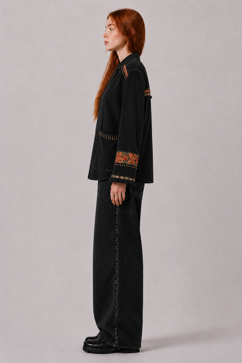 749S - STUDIO MODEL (4).png