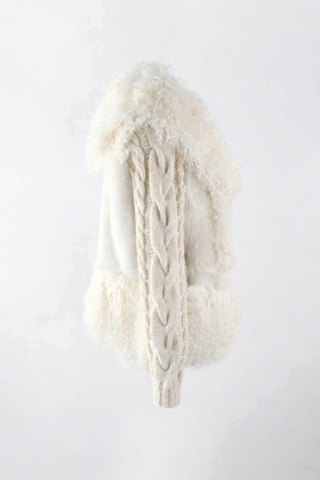 Style - BK26013 , Description - LE MINI SKI PATCH JACKET  , Material - MIXED SHEEPSKIN  KNIT , (3).png