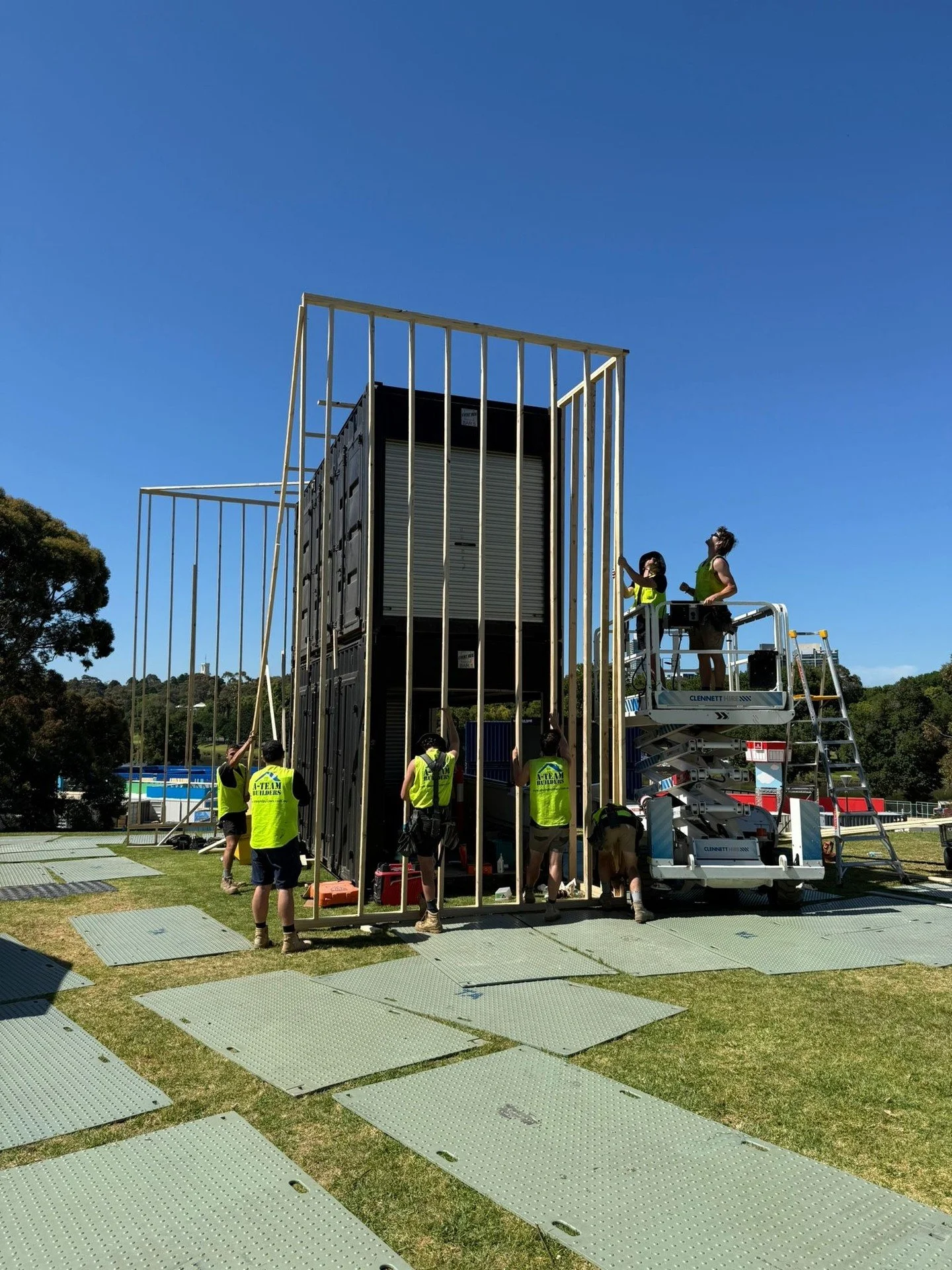 It&rsquo;s that time of the year again, bring on the Aus Open! 🎾 

We&rsquo;re back out at Melbourne park helping prepare for our 8th year running, racing to beat the heat this week!
.
.
.
.
.
#ATeamBuilders #AustralianOpen #AO2026 #MelbourneBuilder