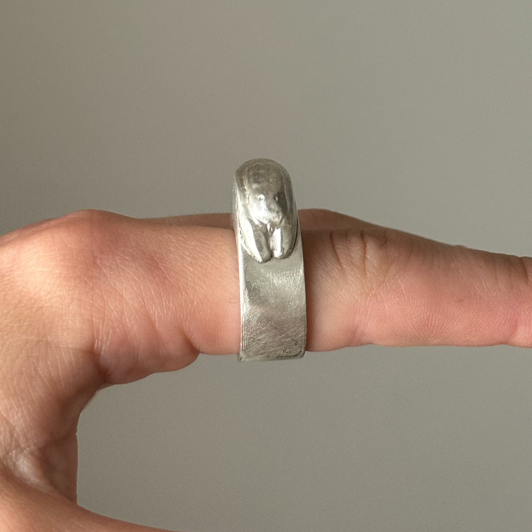 bunny ring