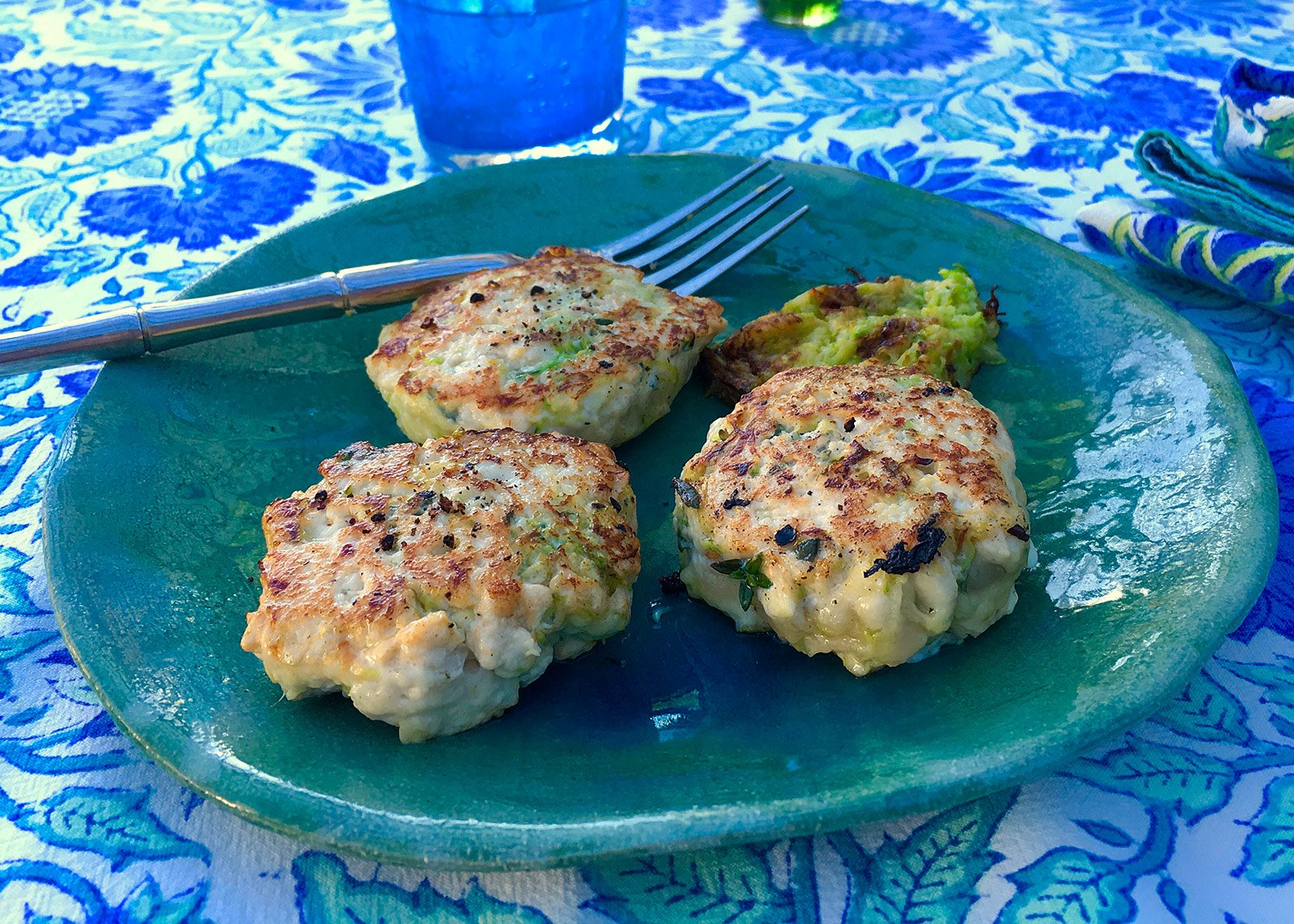 Polpettine di pollo e zucchina alle erbe