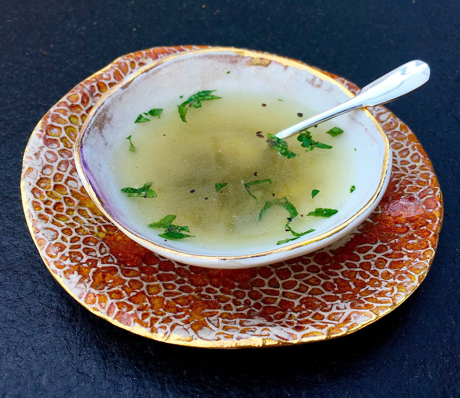 Brodo classico di pollo e verdure