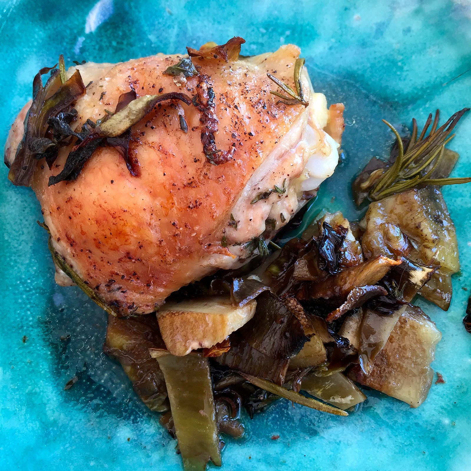Pollo in umido con cuori di carciofo