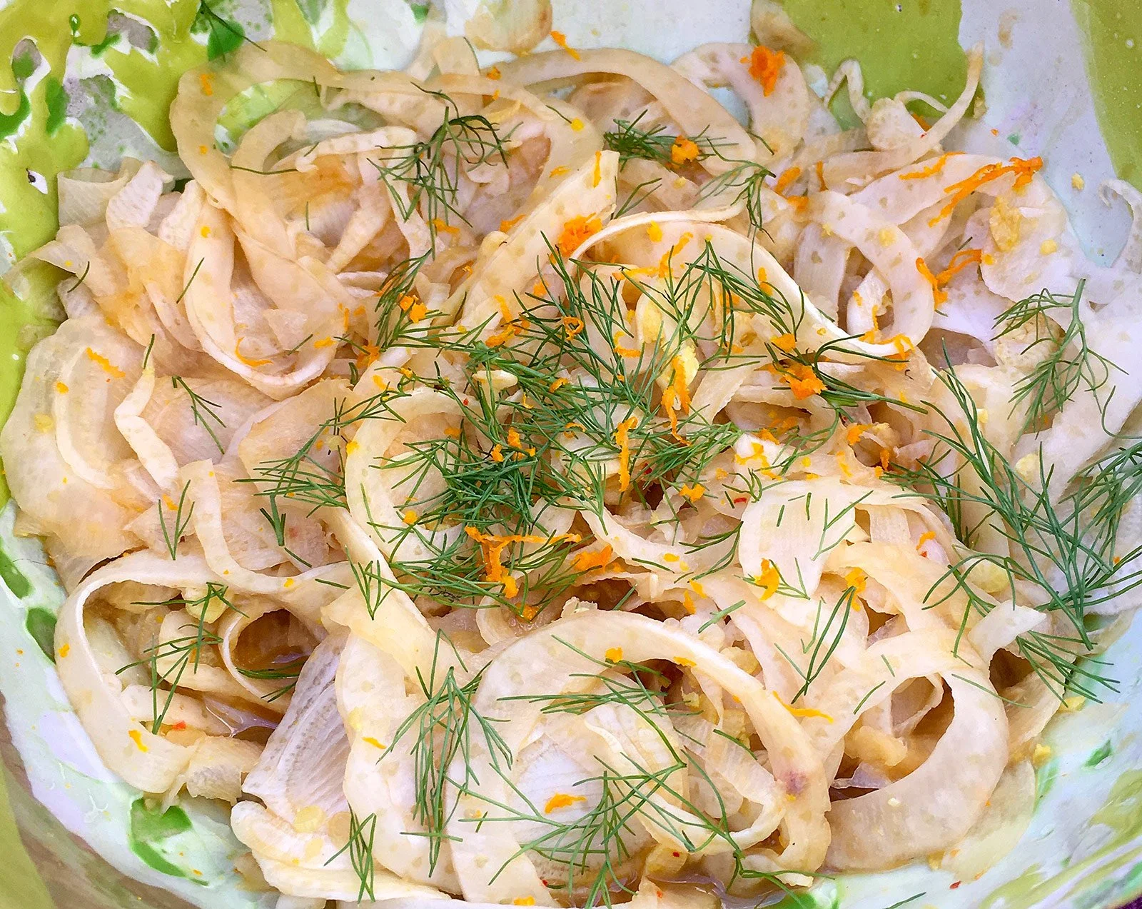 Insalata di finocchio con scorza d'arancia